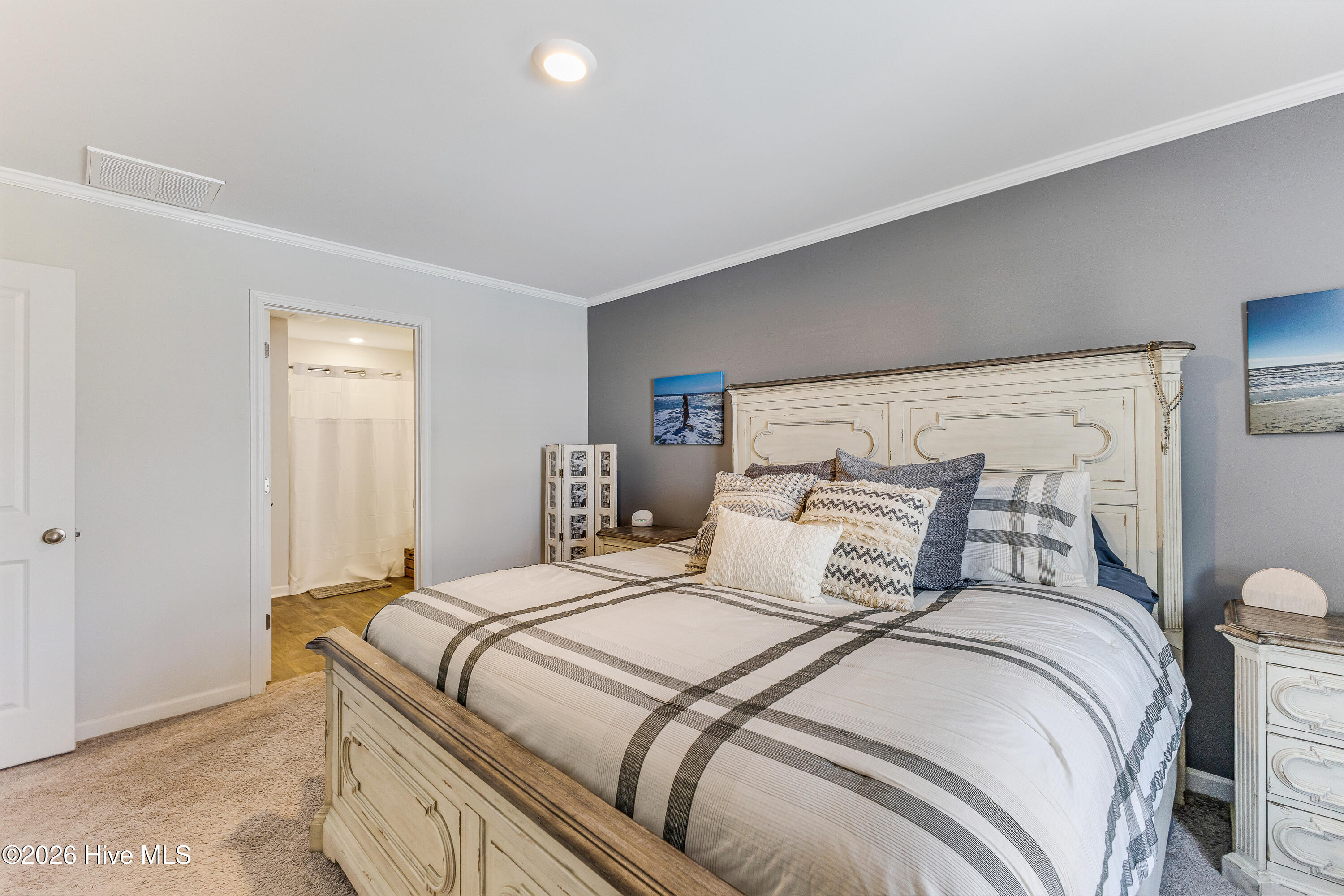 100559432 | Photo 30