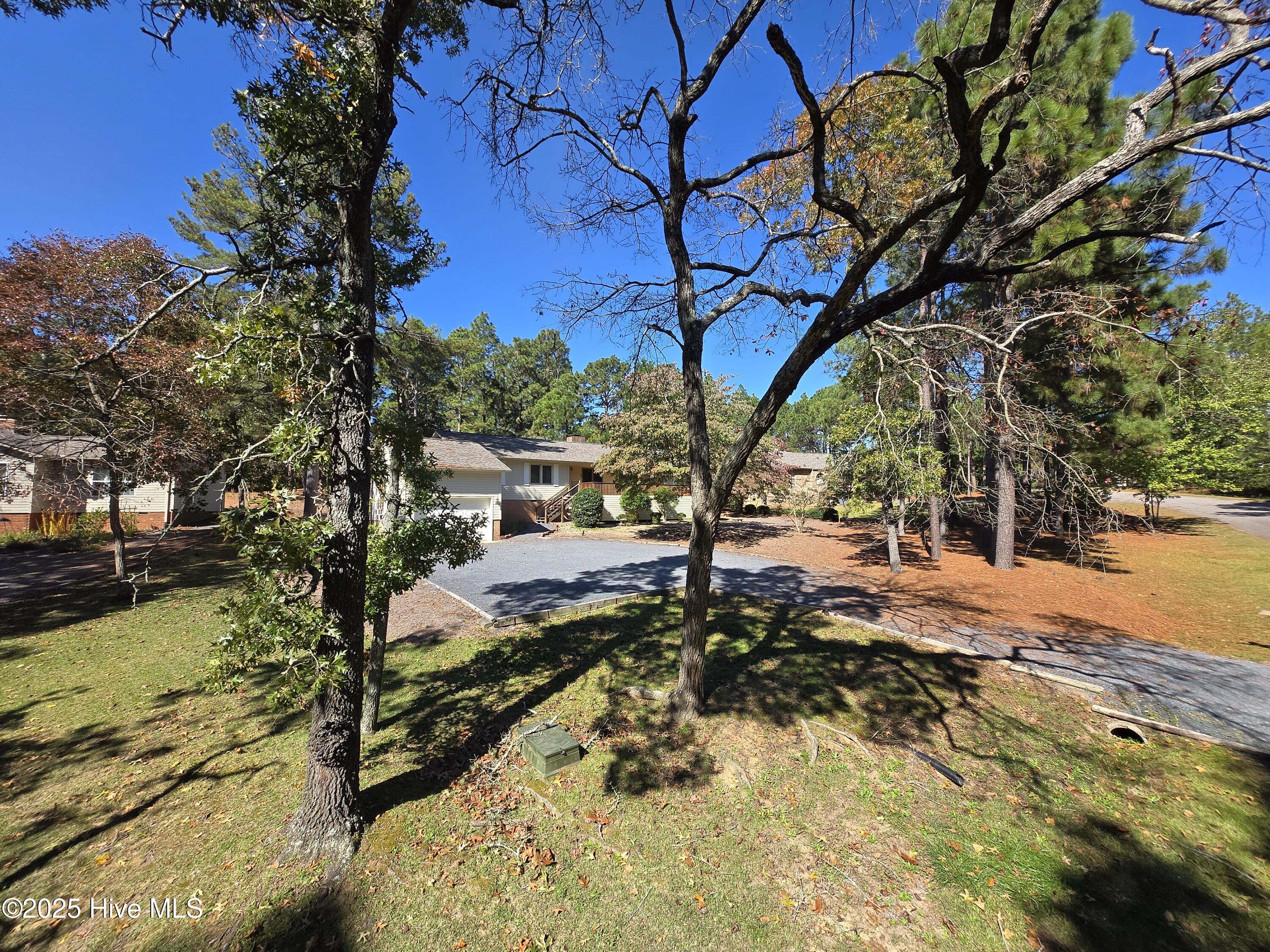 Homes for sale in West End, NC | 102 Thistle Ln, West End, NC 27376 | MLS# 100512920