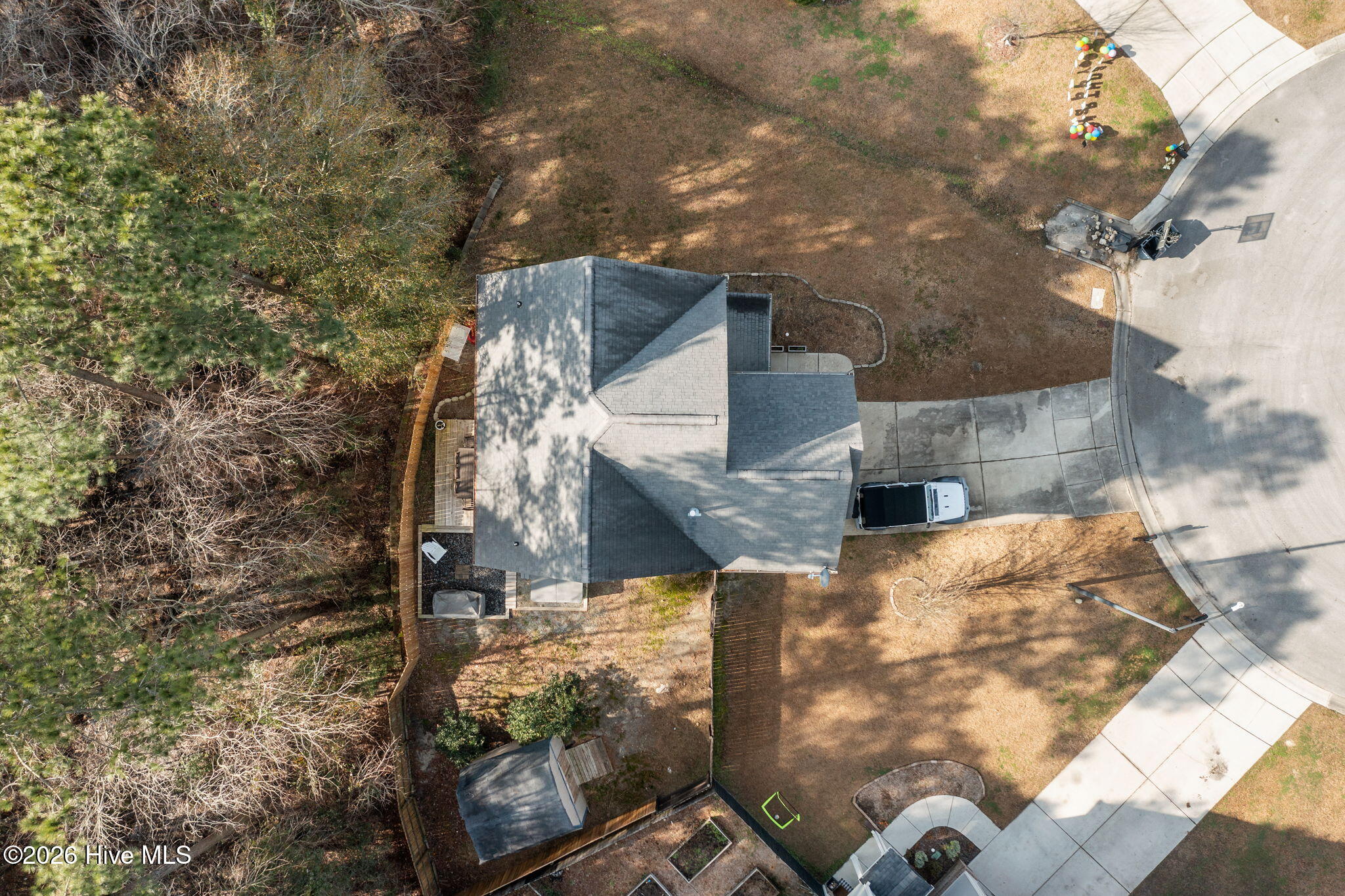 100548967 | Photo 44