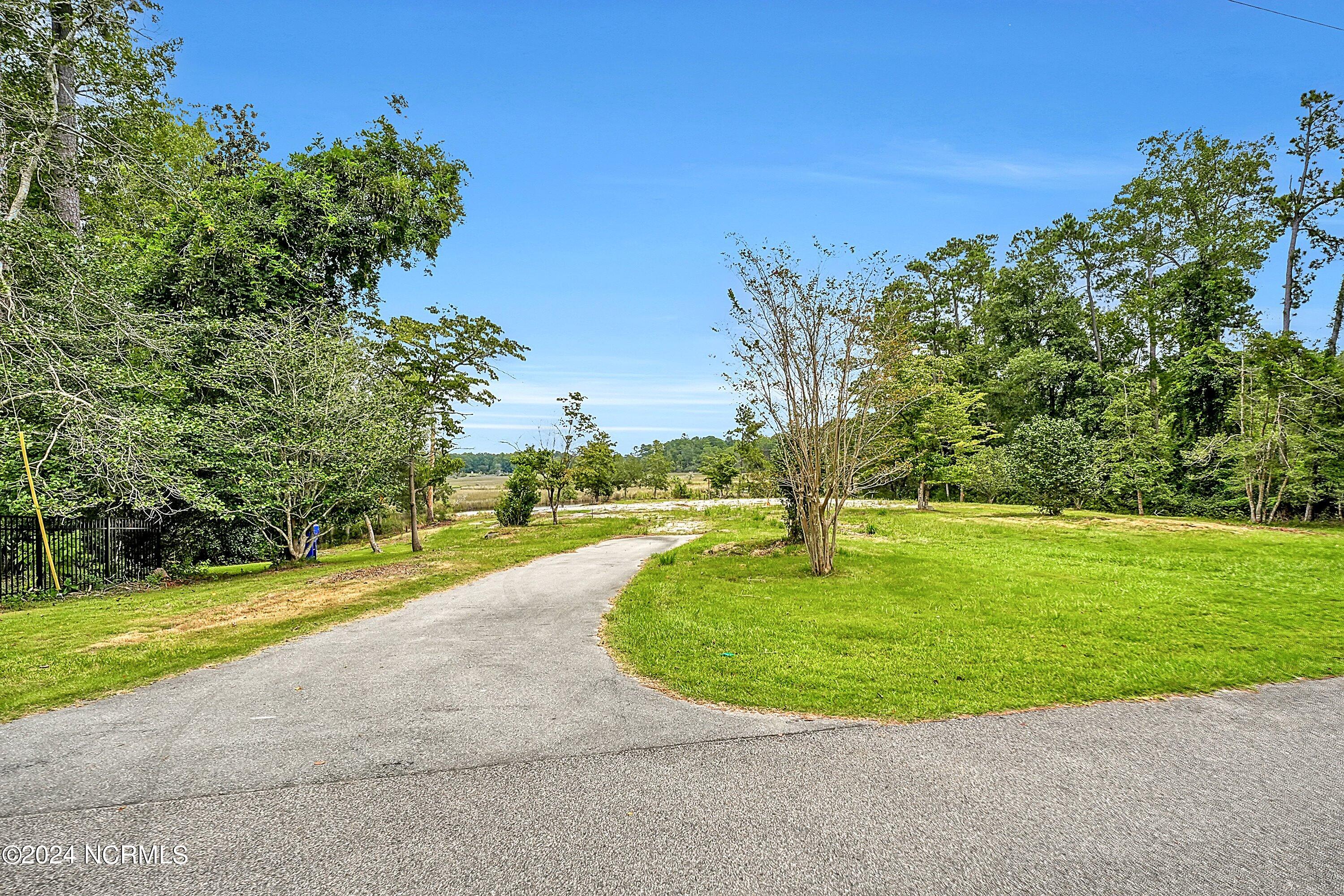 100530955 | Photo 14