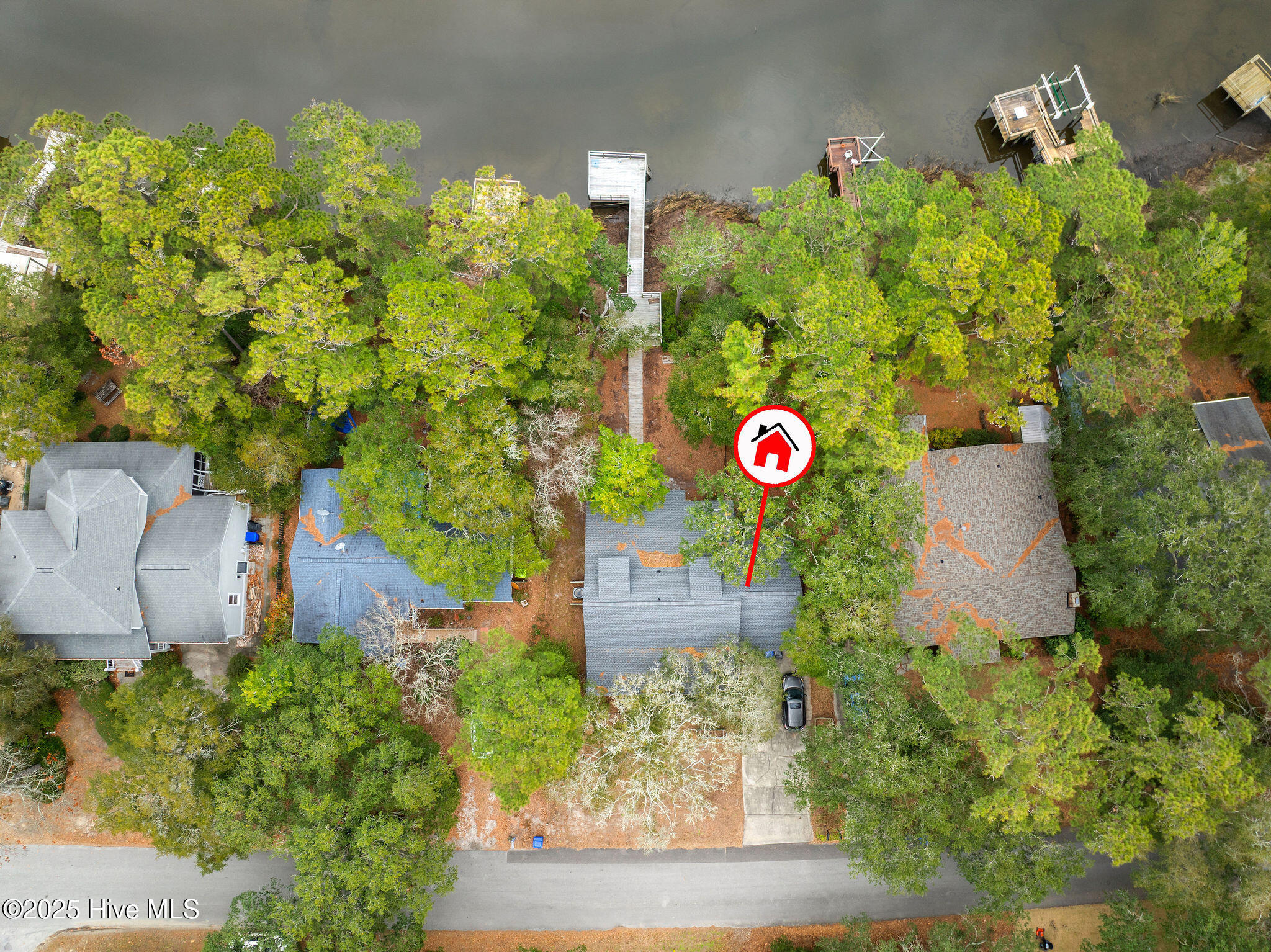 100546976 | Photo 31