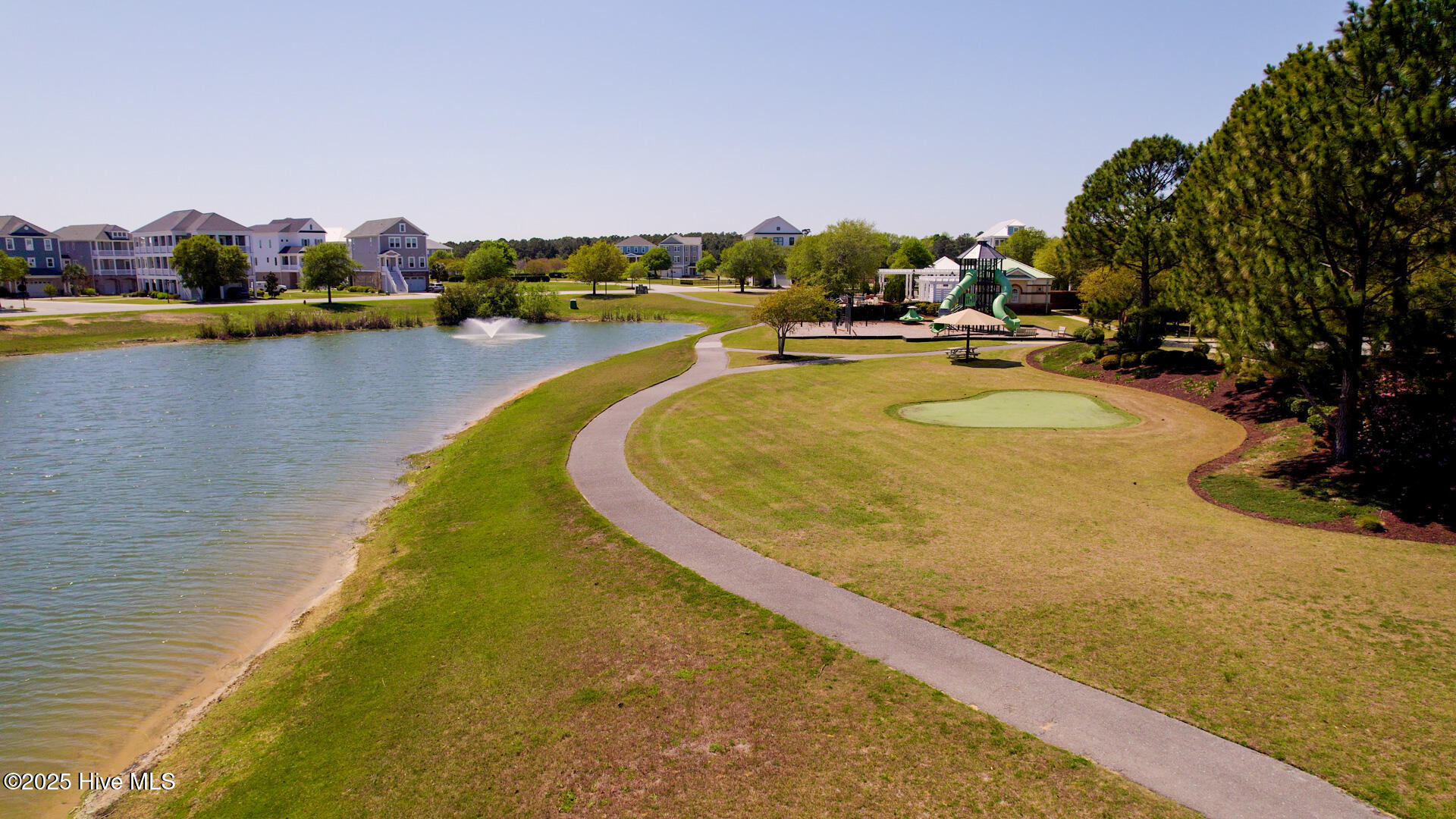 609 Cannonsgate Drive, Newport, NC, 28570