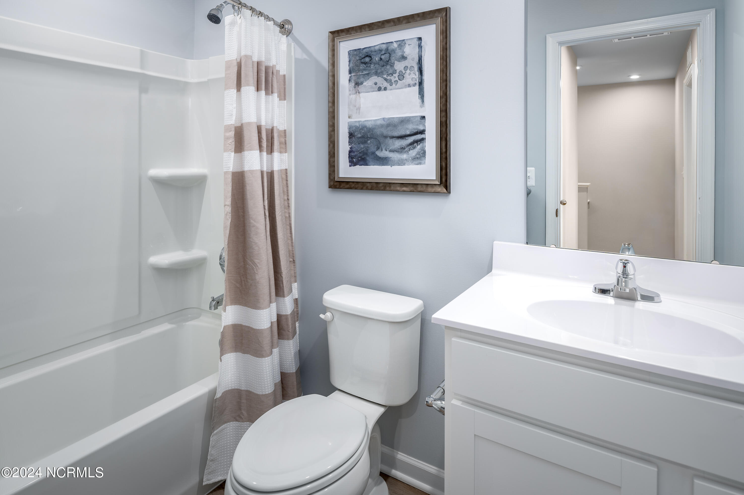 100558540 | Photo 14