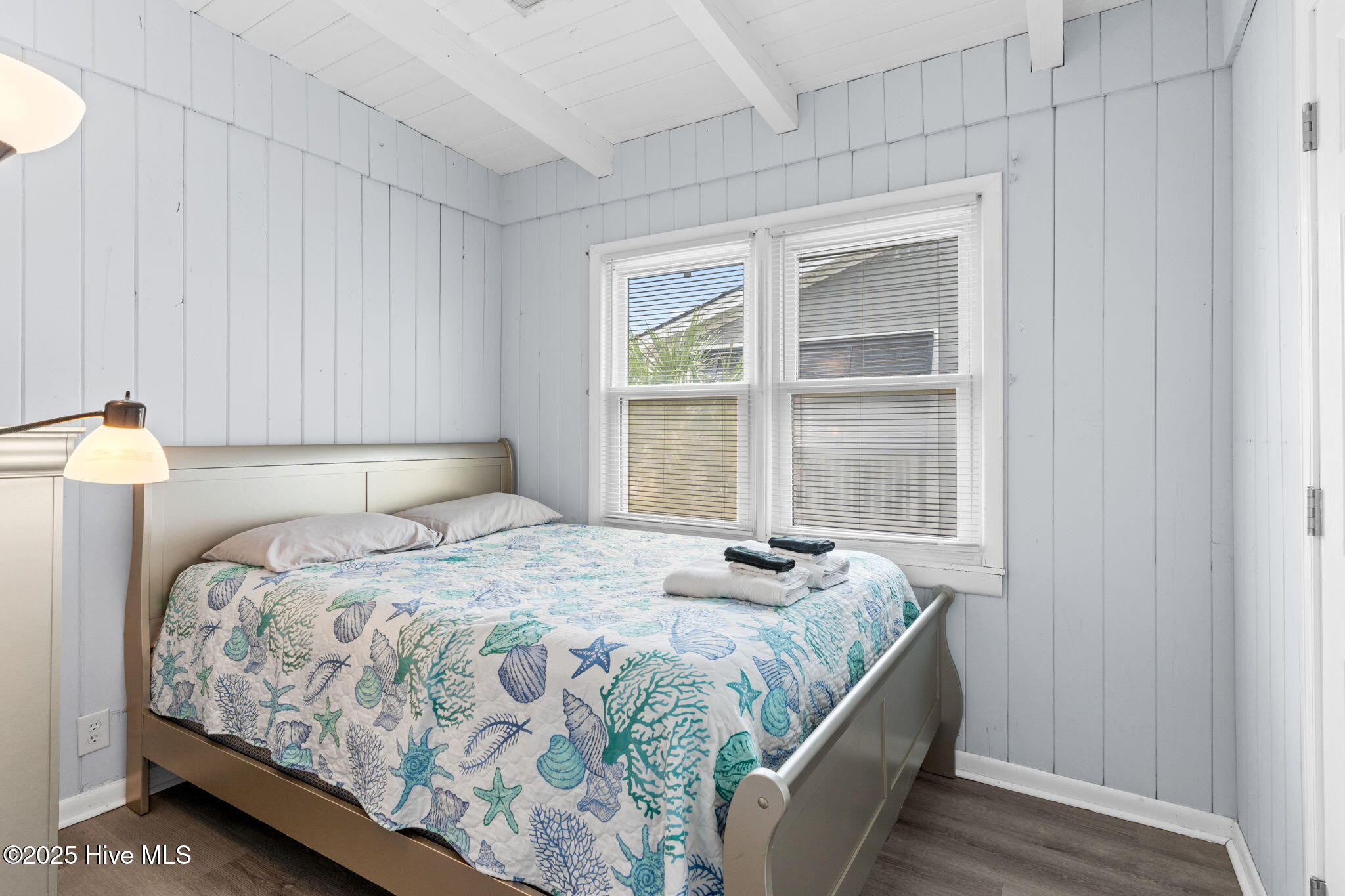 100526809 | Photo 30