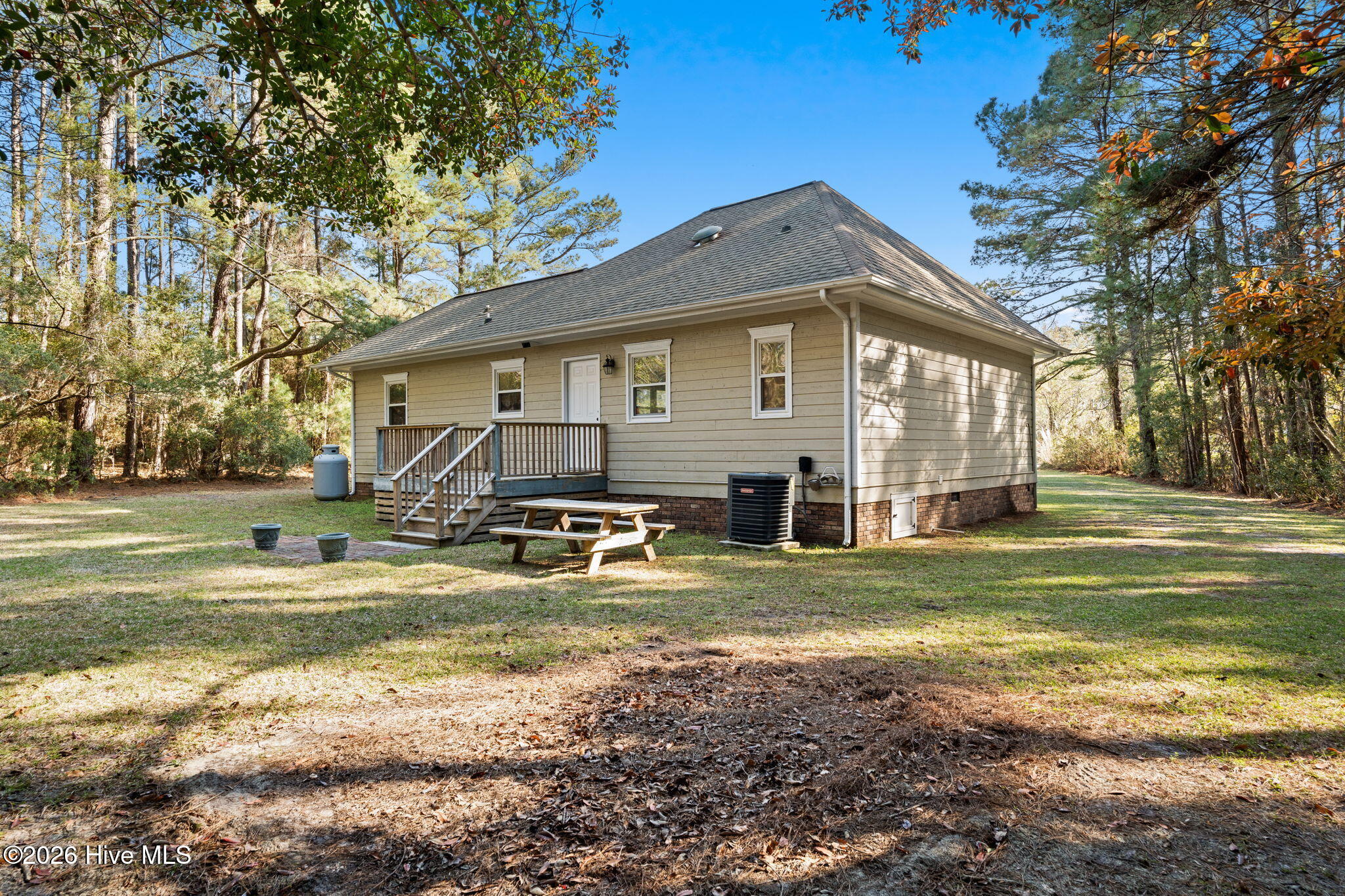 100563961 | Photo 28