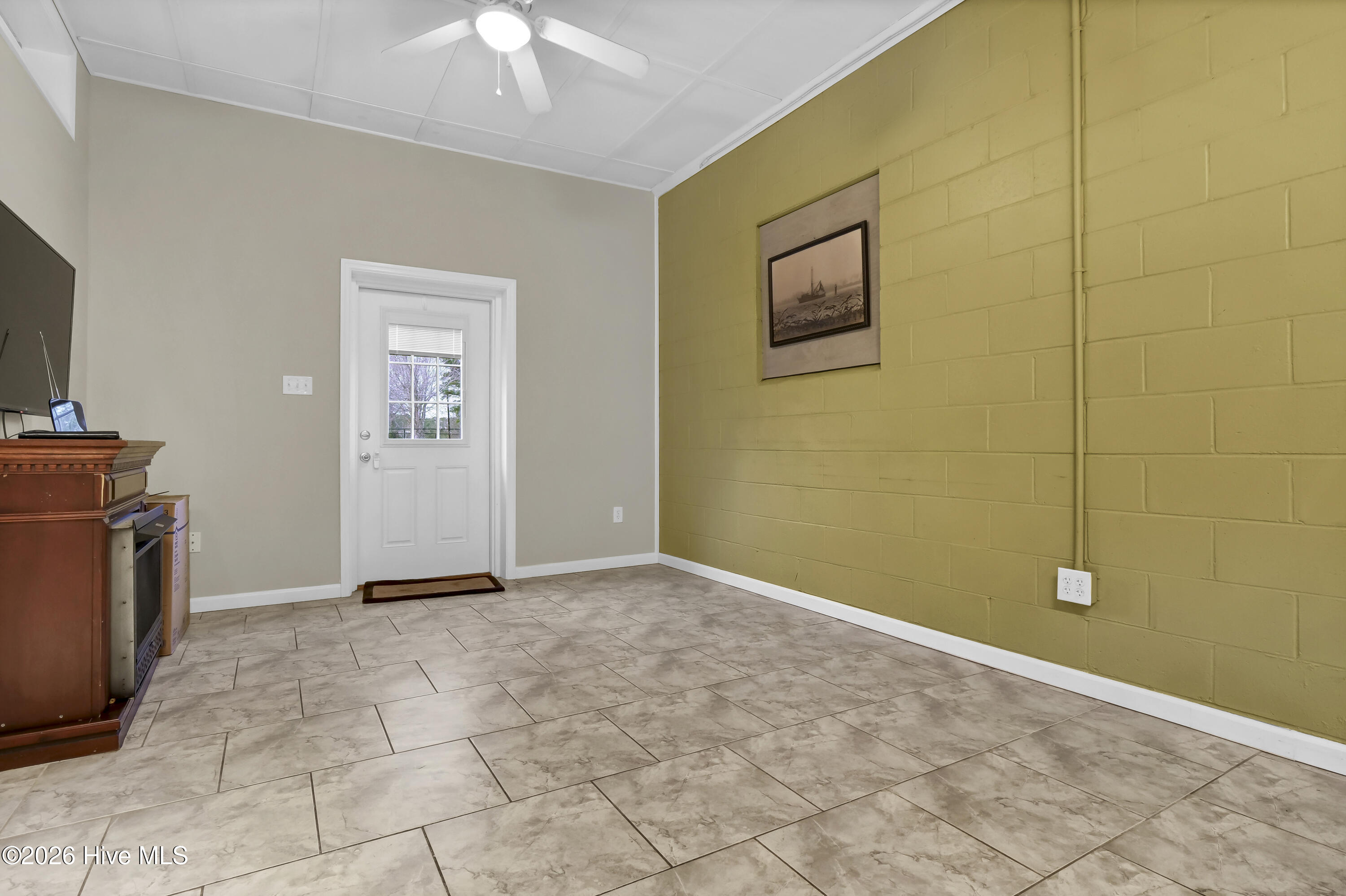 100554422 | Photo 26