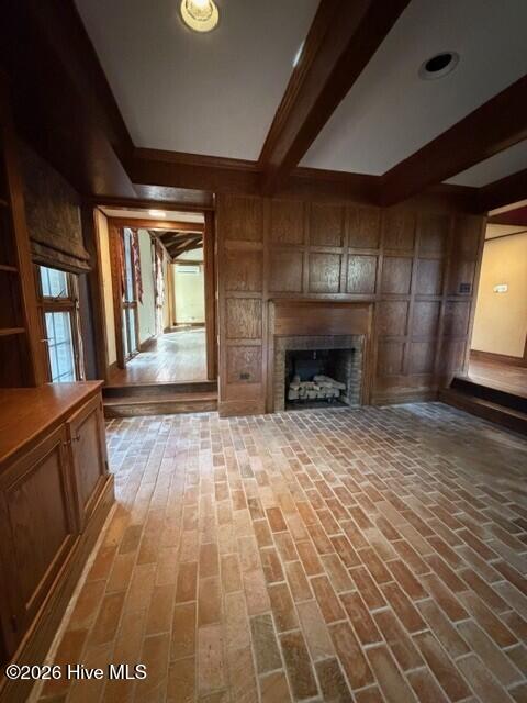 100551549 | Photo 14