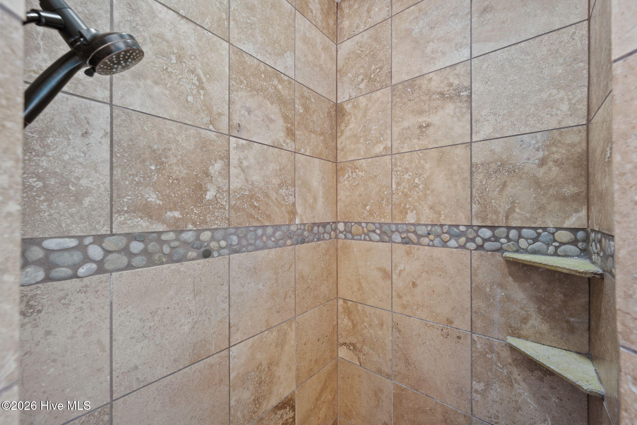 100568549 | Photo 26