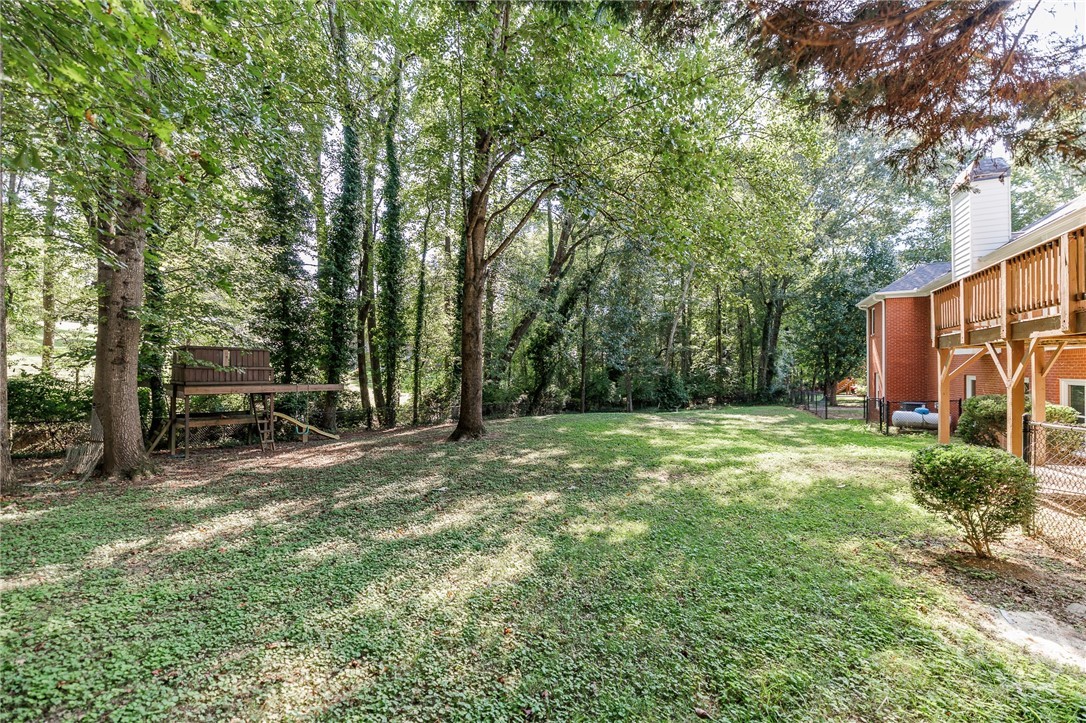 1220 Twelve Oaks Circle