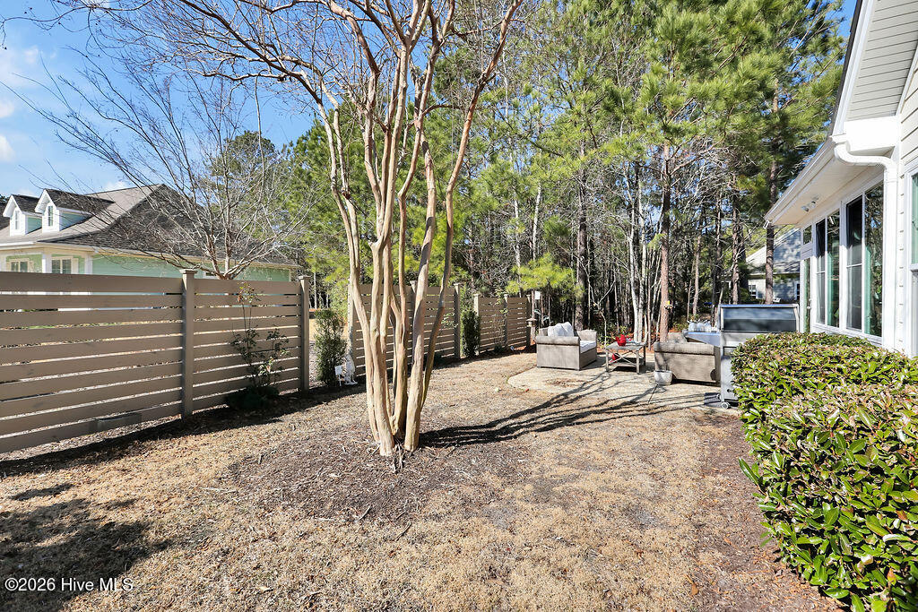 100550875 | Photo 40