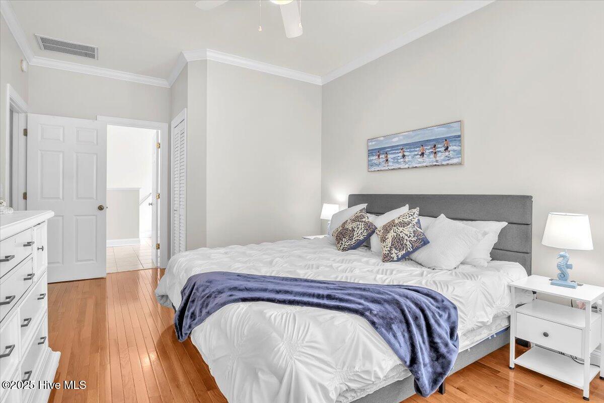 100506076 | Photo 28