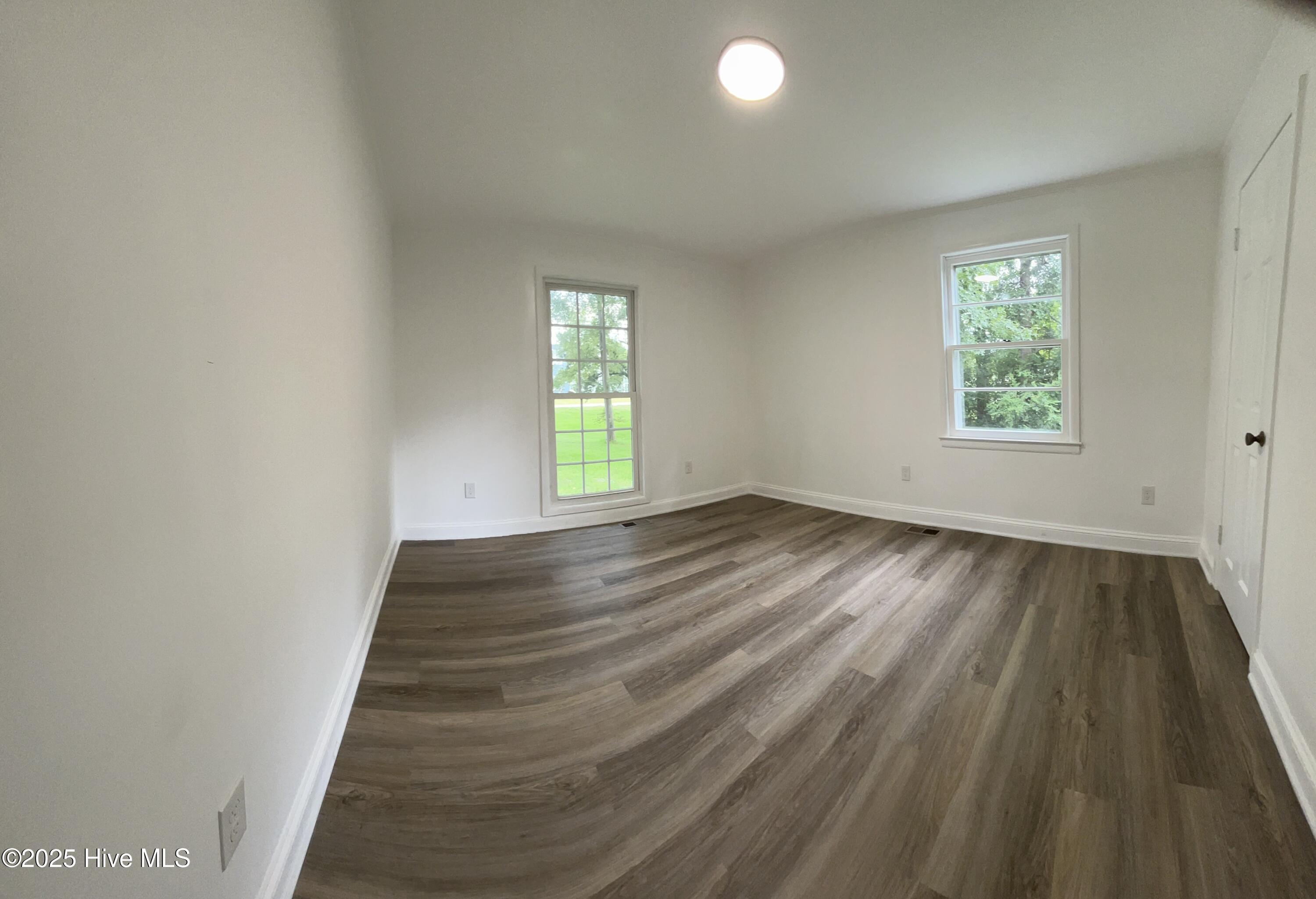 100559019 | Photo 13