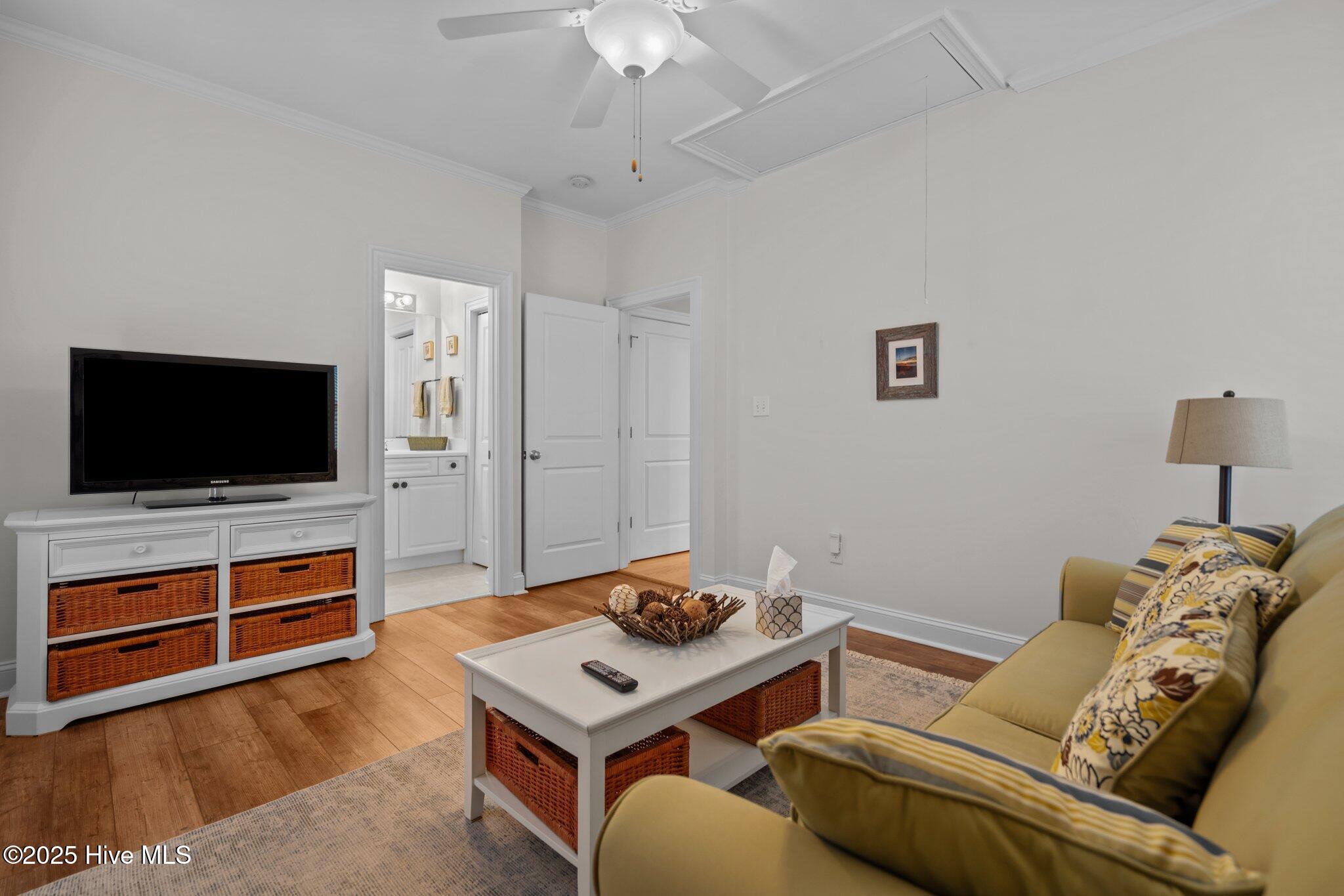 100488551 | Photo 38