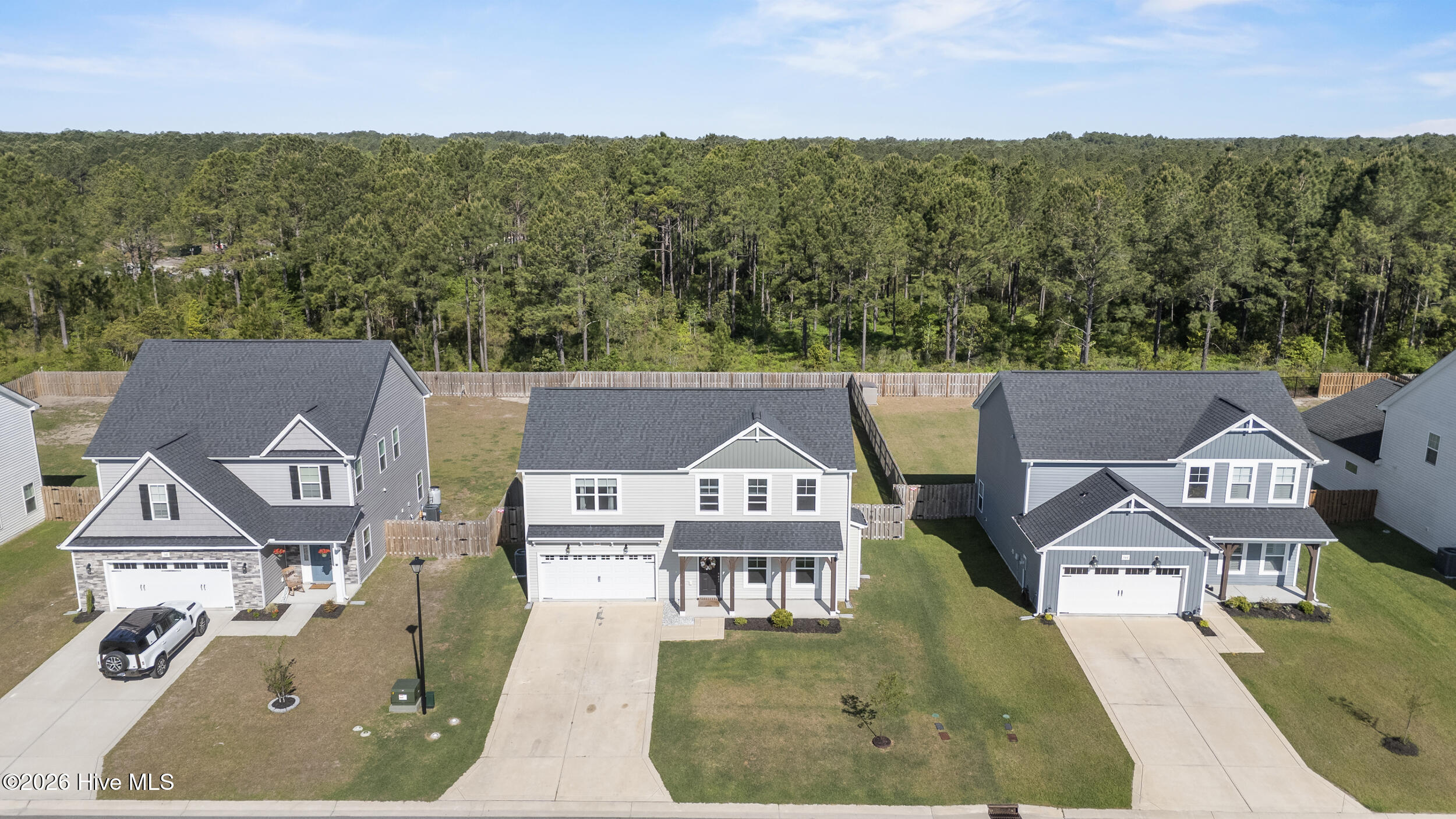 100569067 | Photo 48