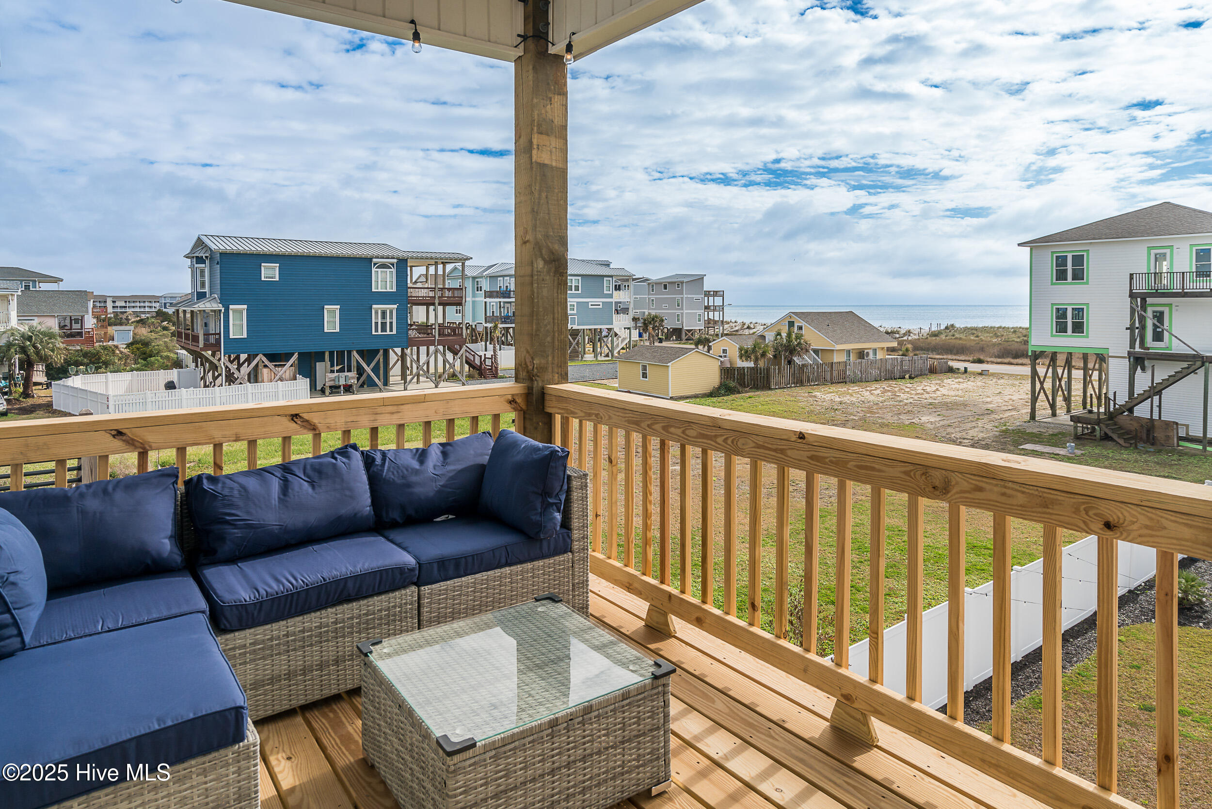 100524208 | Photo 39