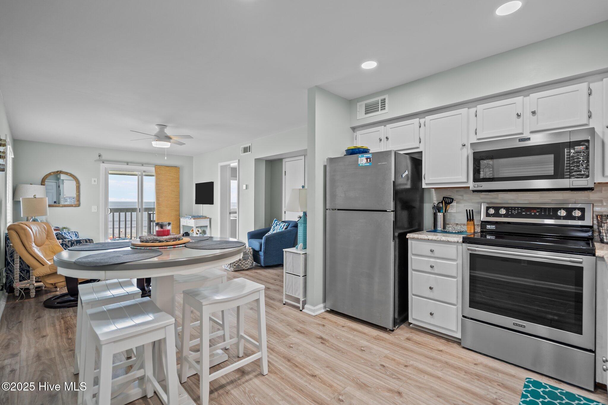 100521784 | Photo 10