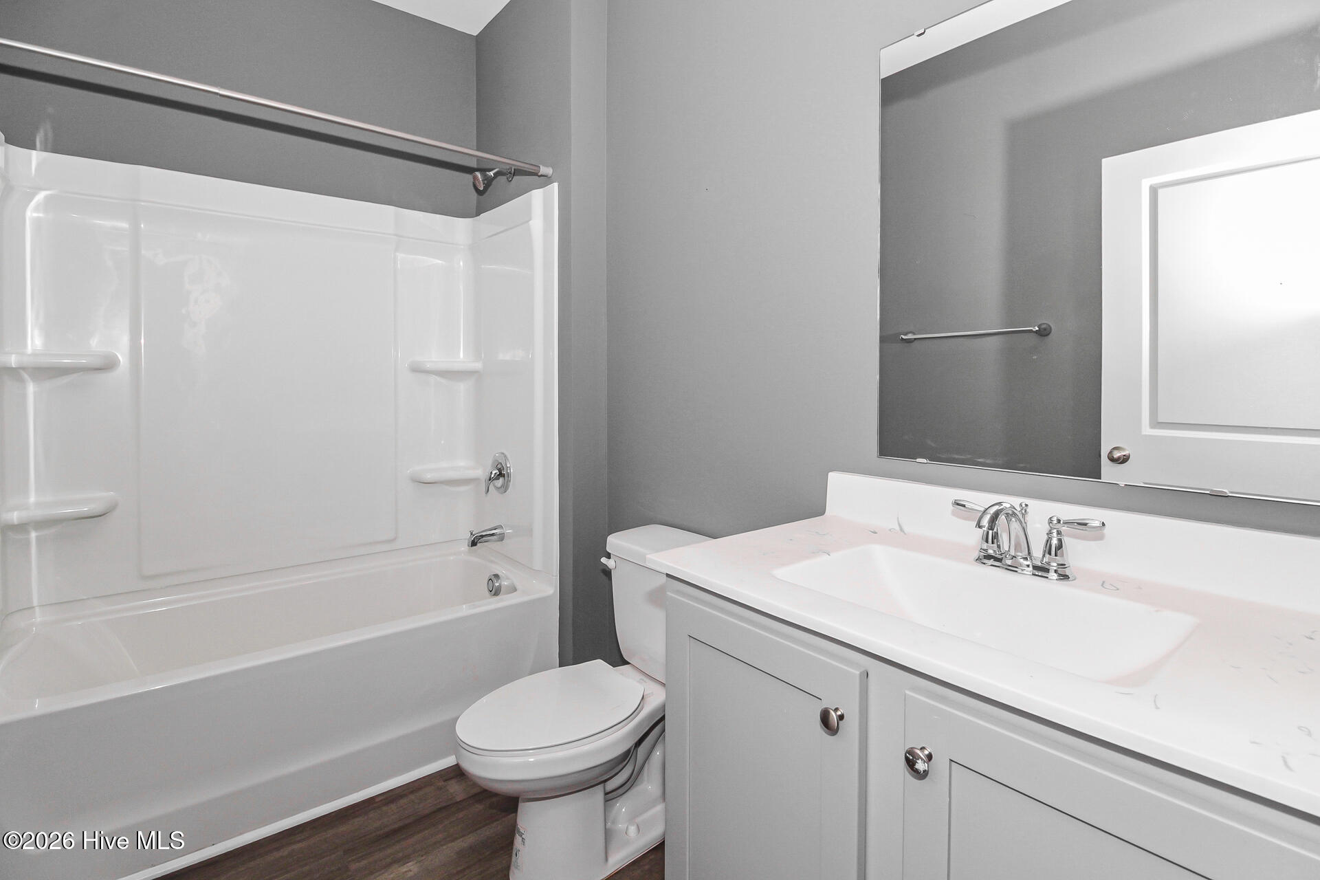 100586814 | Photo 6
