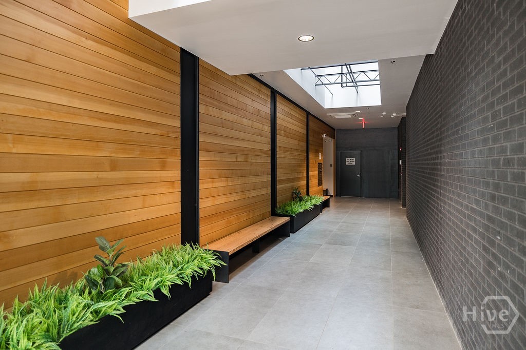 131 E Broad Street 409