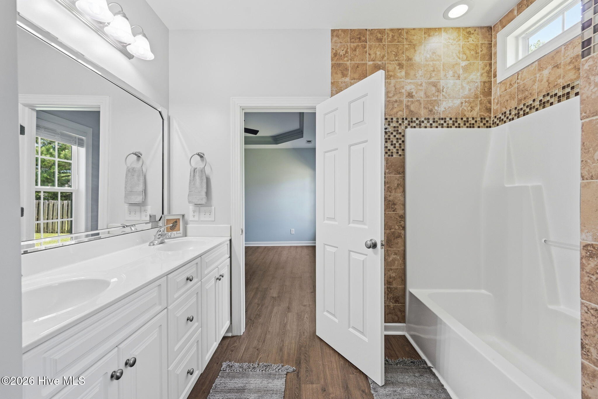 204 Wedgefield Circle,Maple Hill