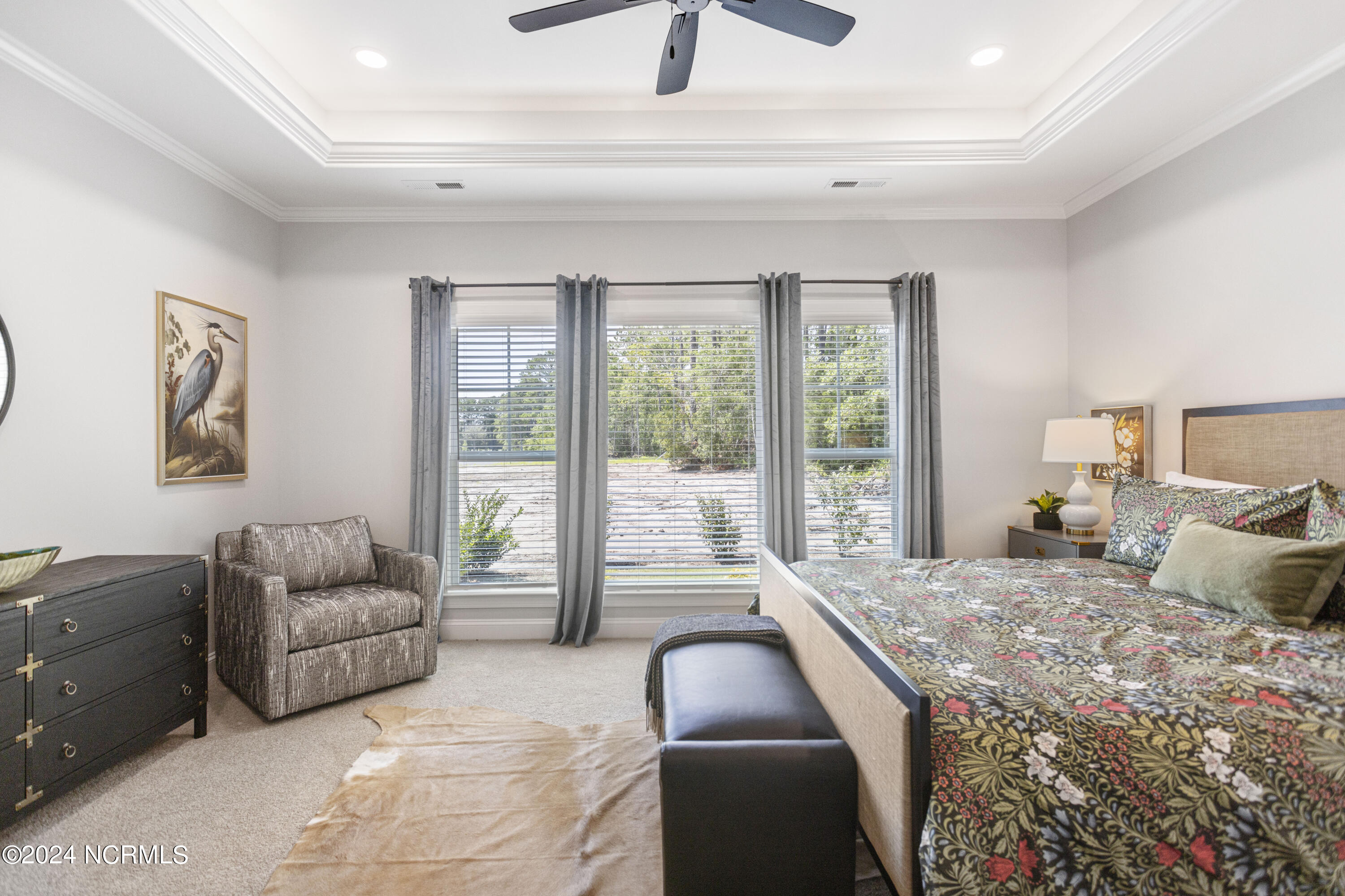 100544983 | Photo 32