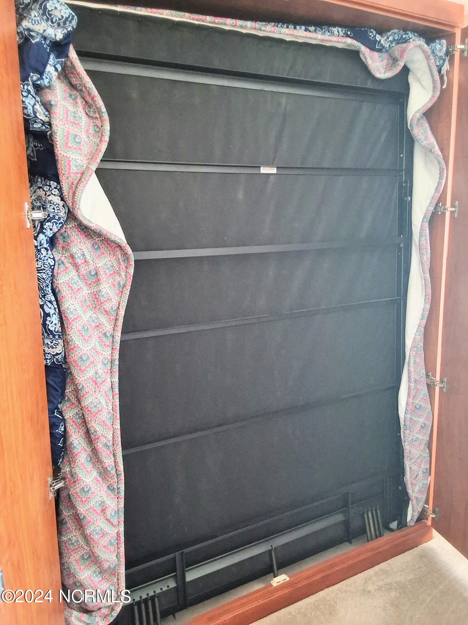 100463336 | Photo 45