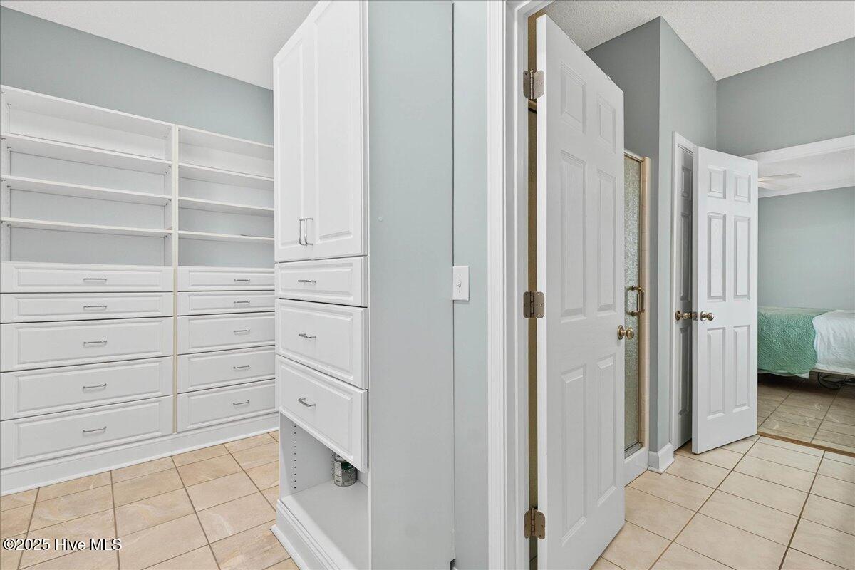 100522295 | Photo 29