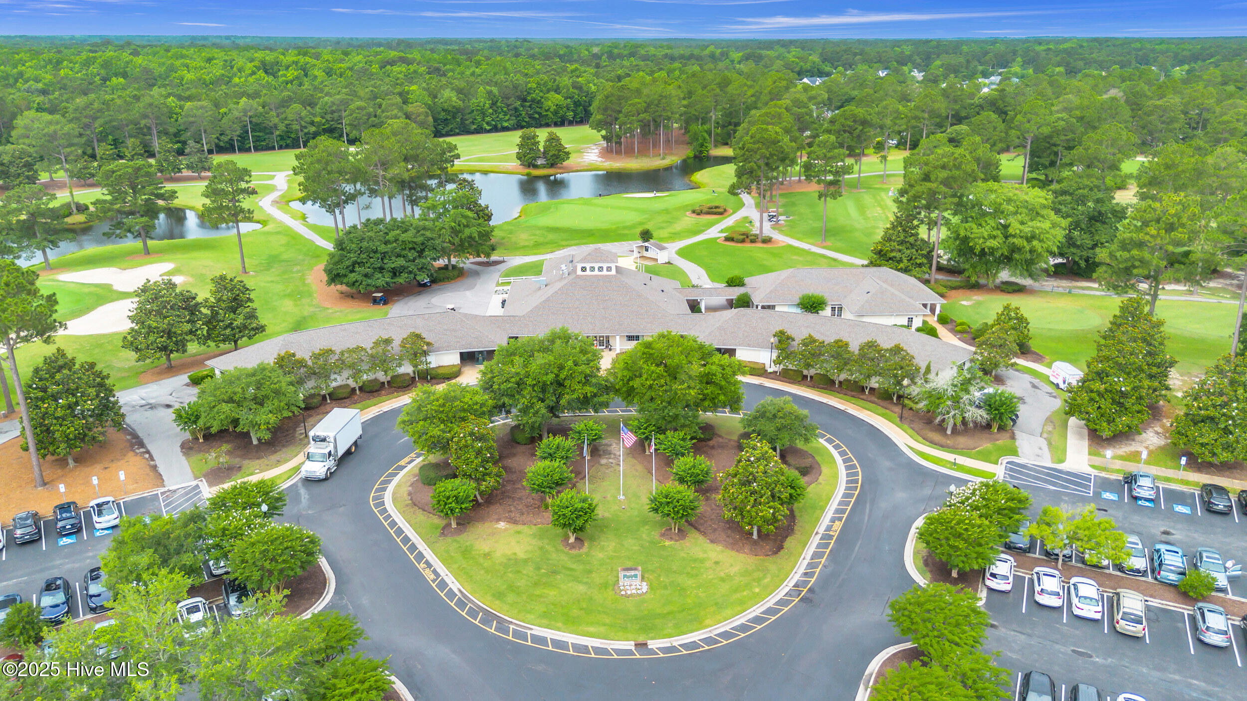 100548095 | Photo 104