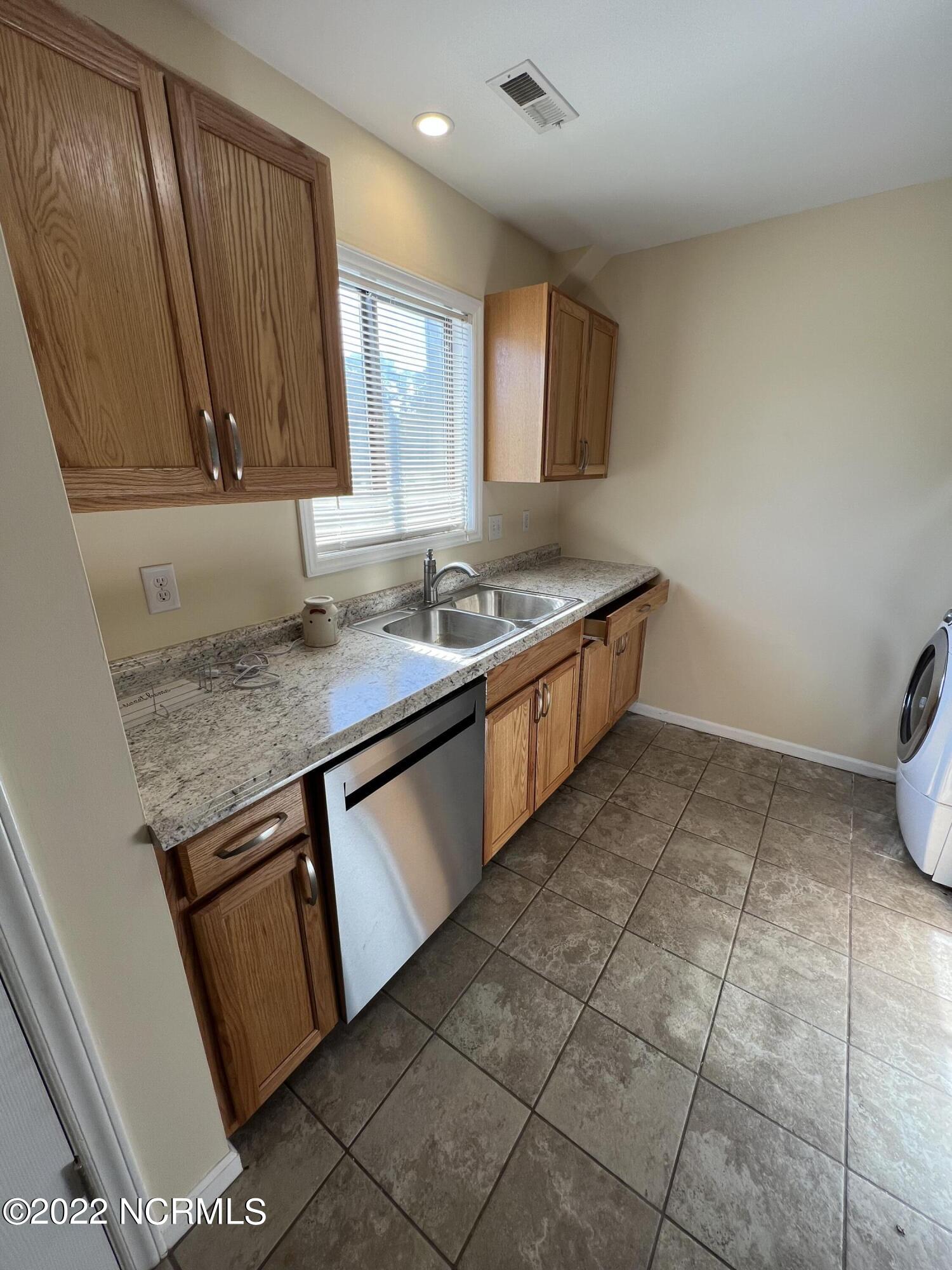 165 Brown Boulevard Q,Havelock