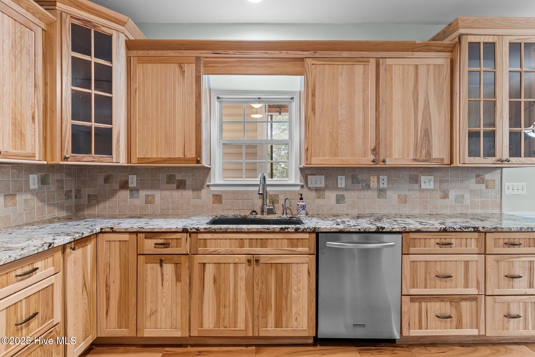 331 NE 49th Street, Oak Island, NC, 28465