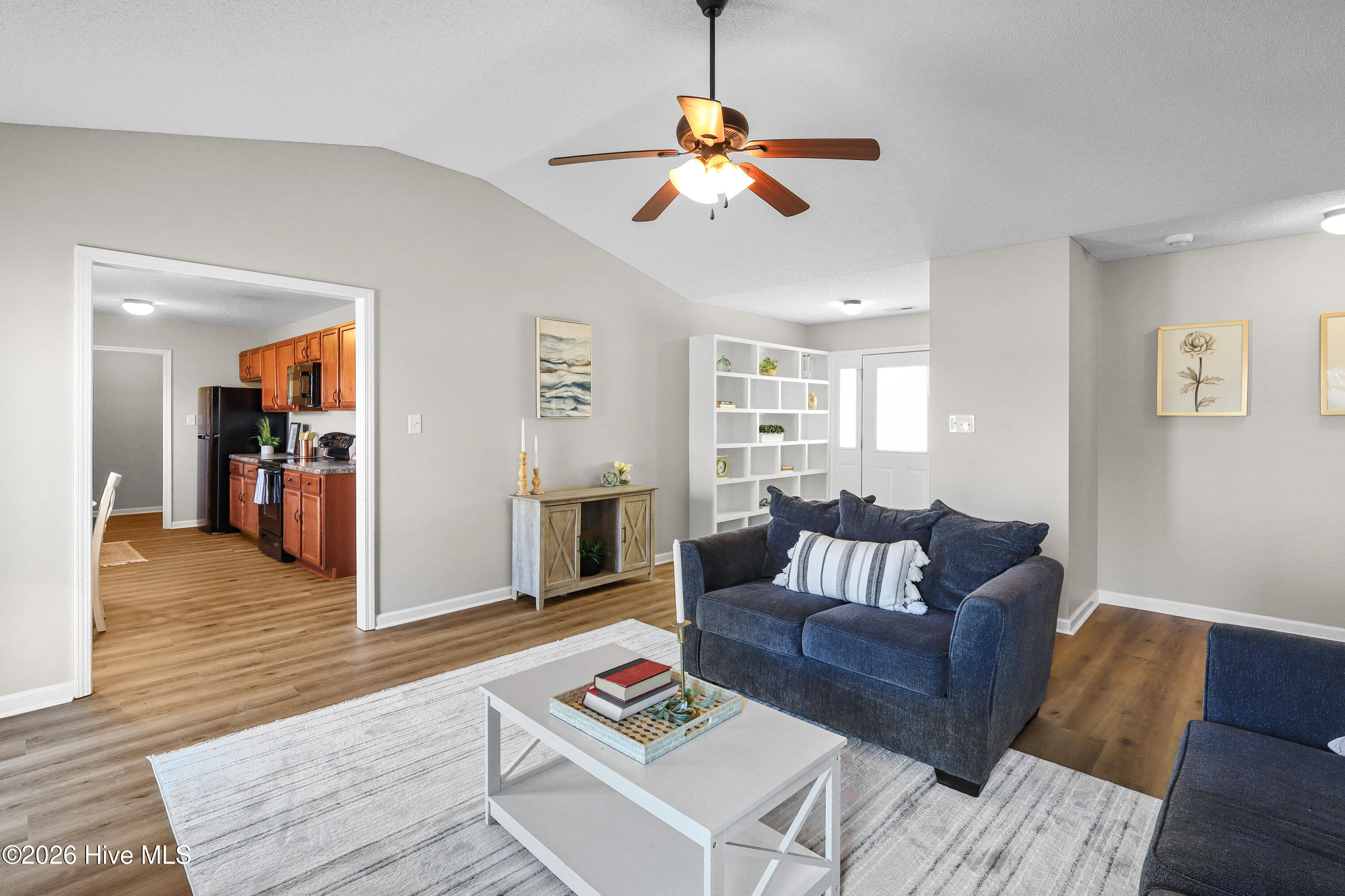 100554505 | Photo 11