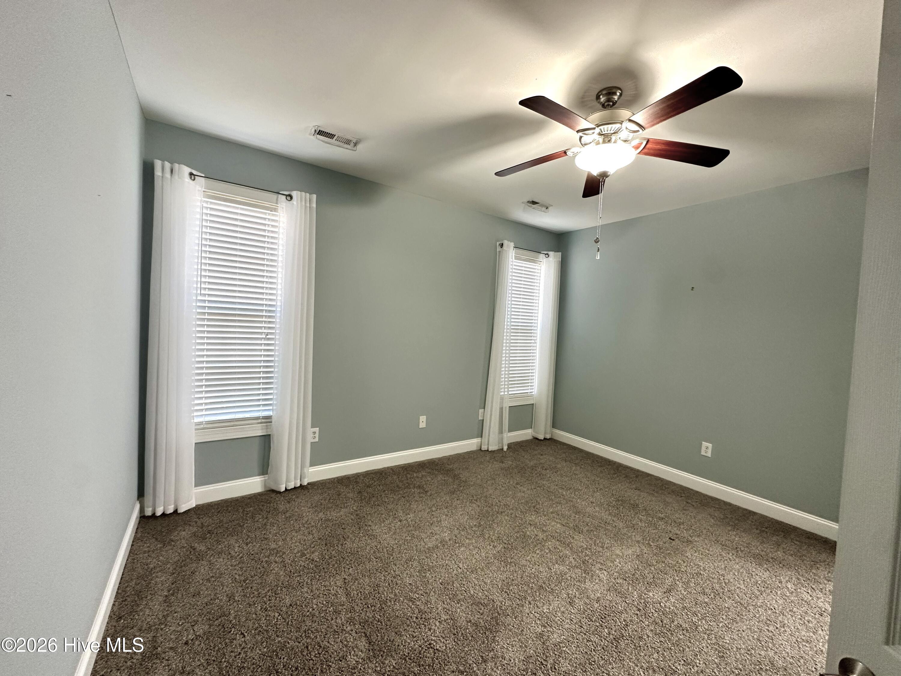 100555837 | Photo 22