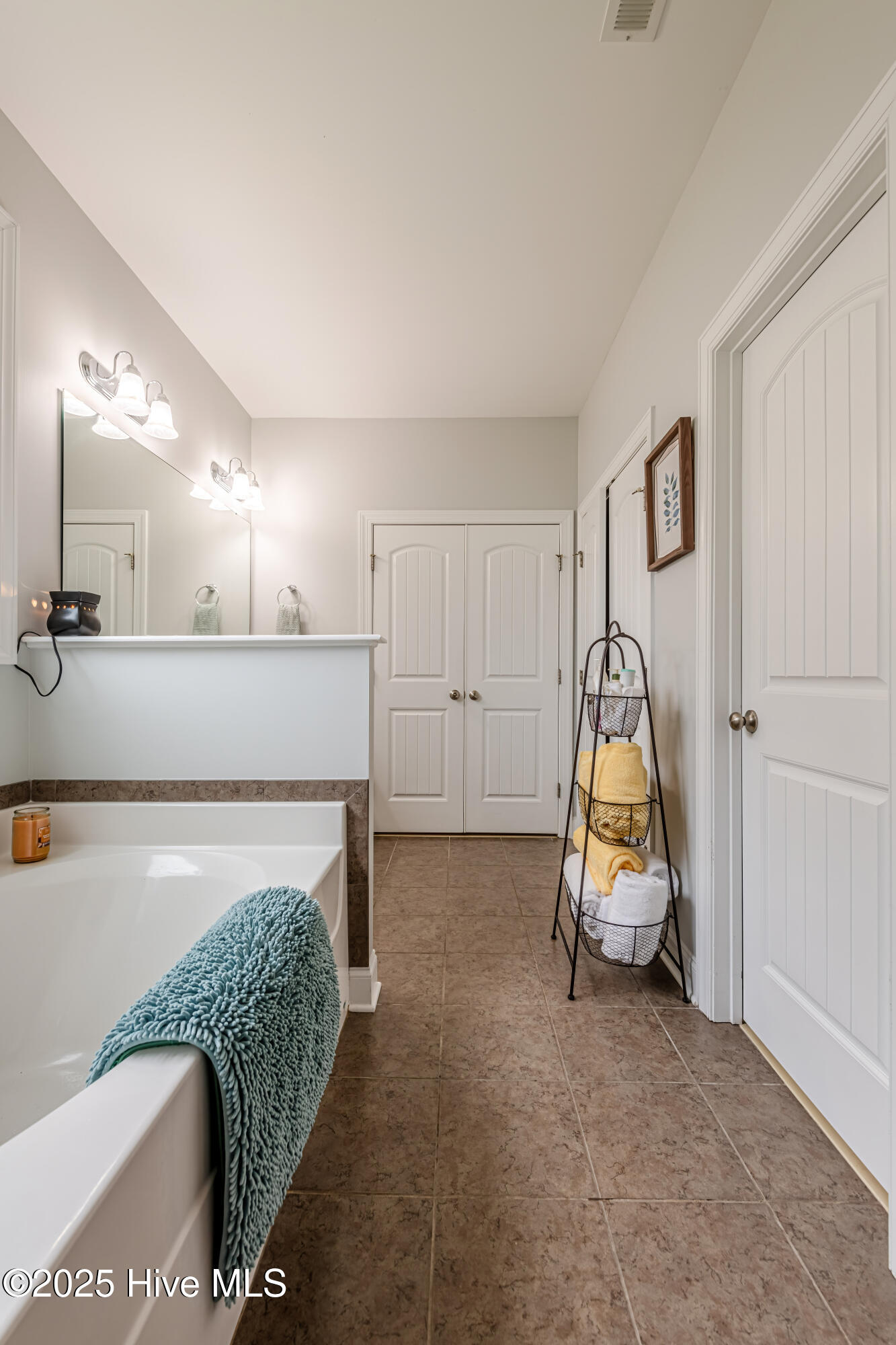 100524839 | Photo 44