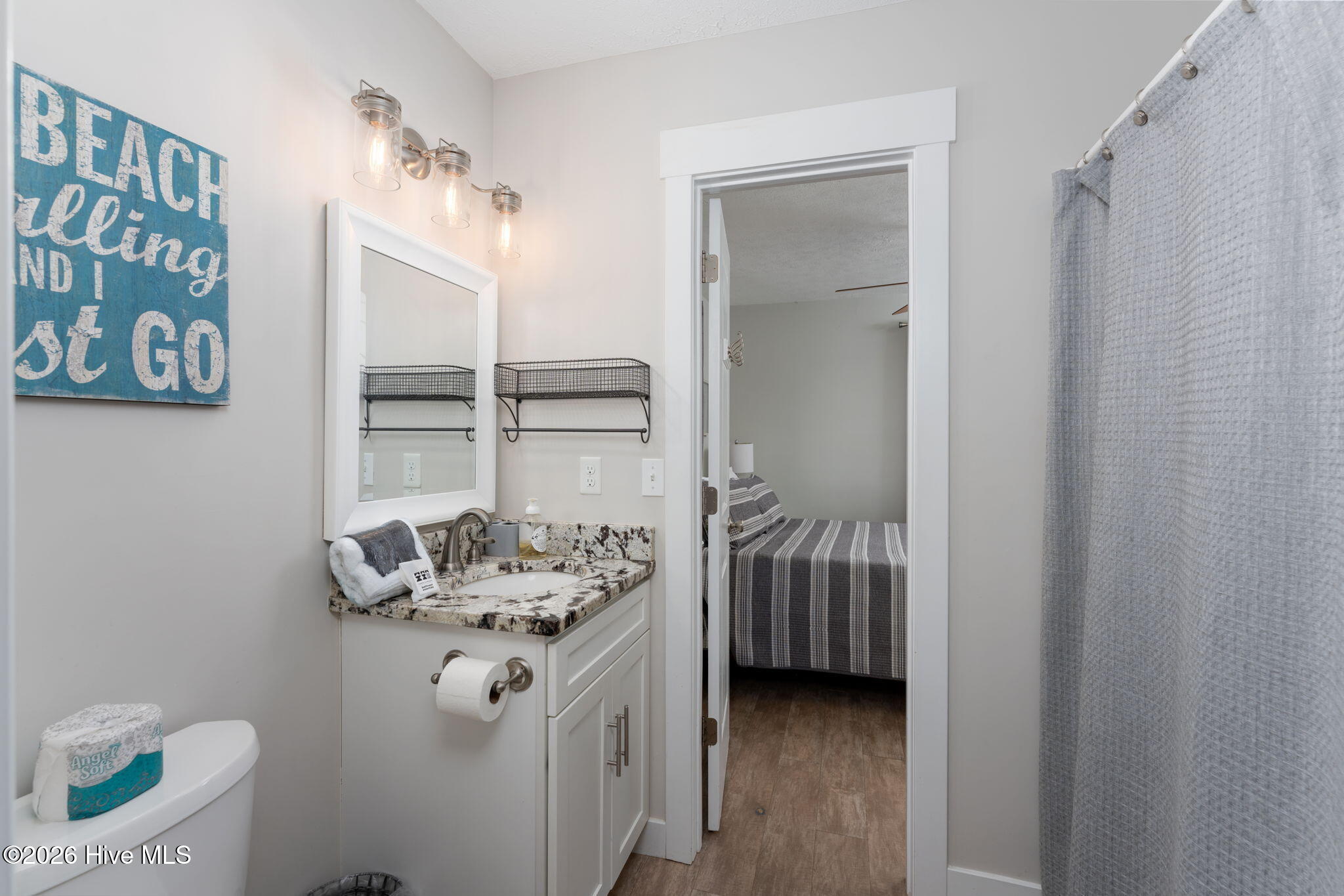 100552725 | Photo 30