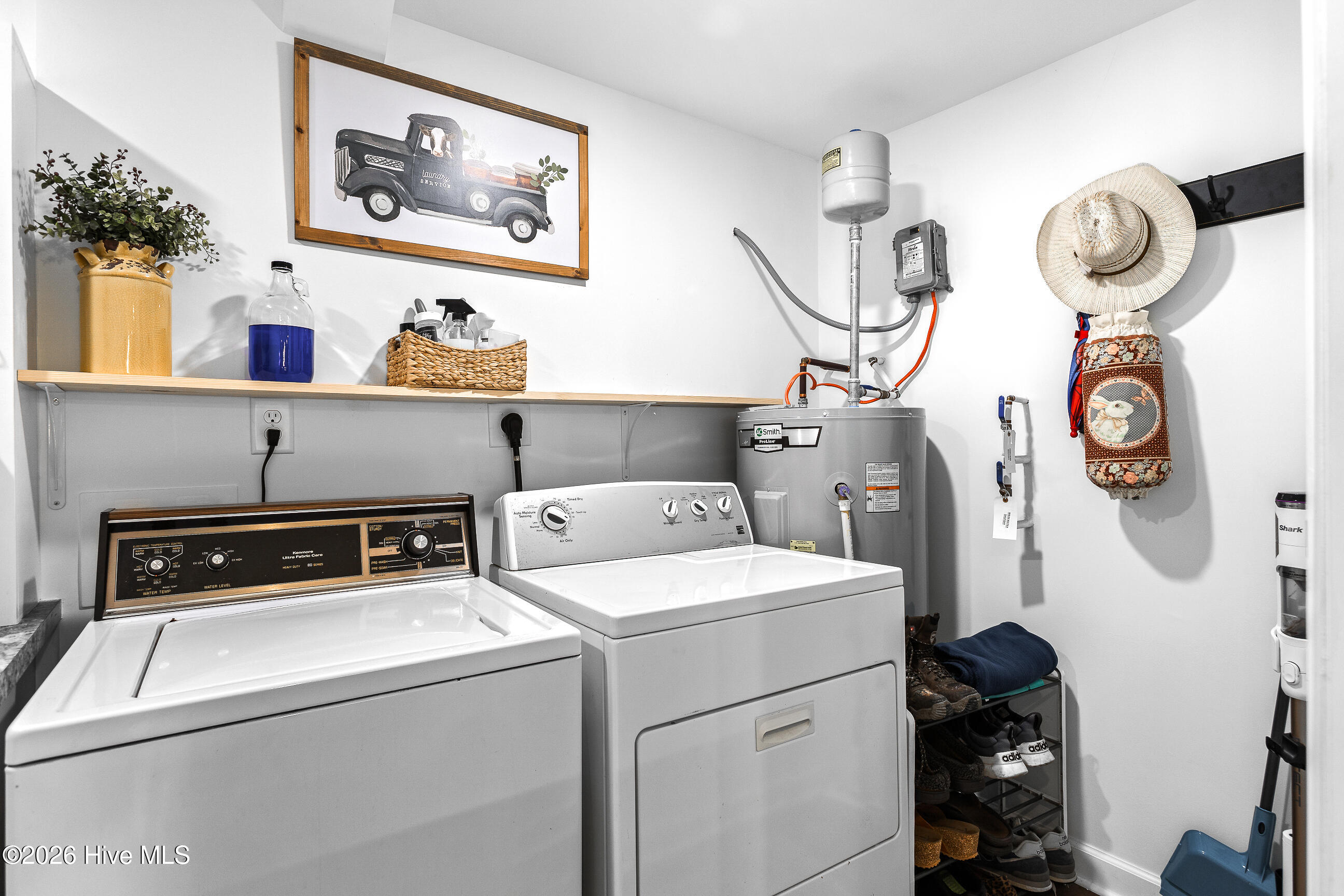 100567382 | Photo 16