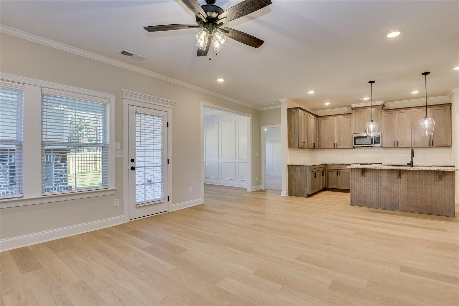 09-109-DSC_5142LRenfused