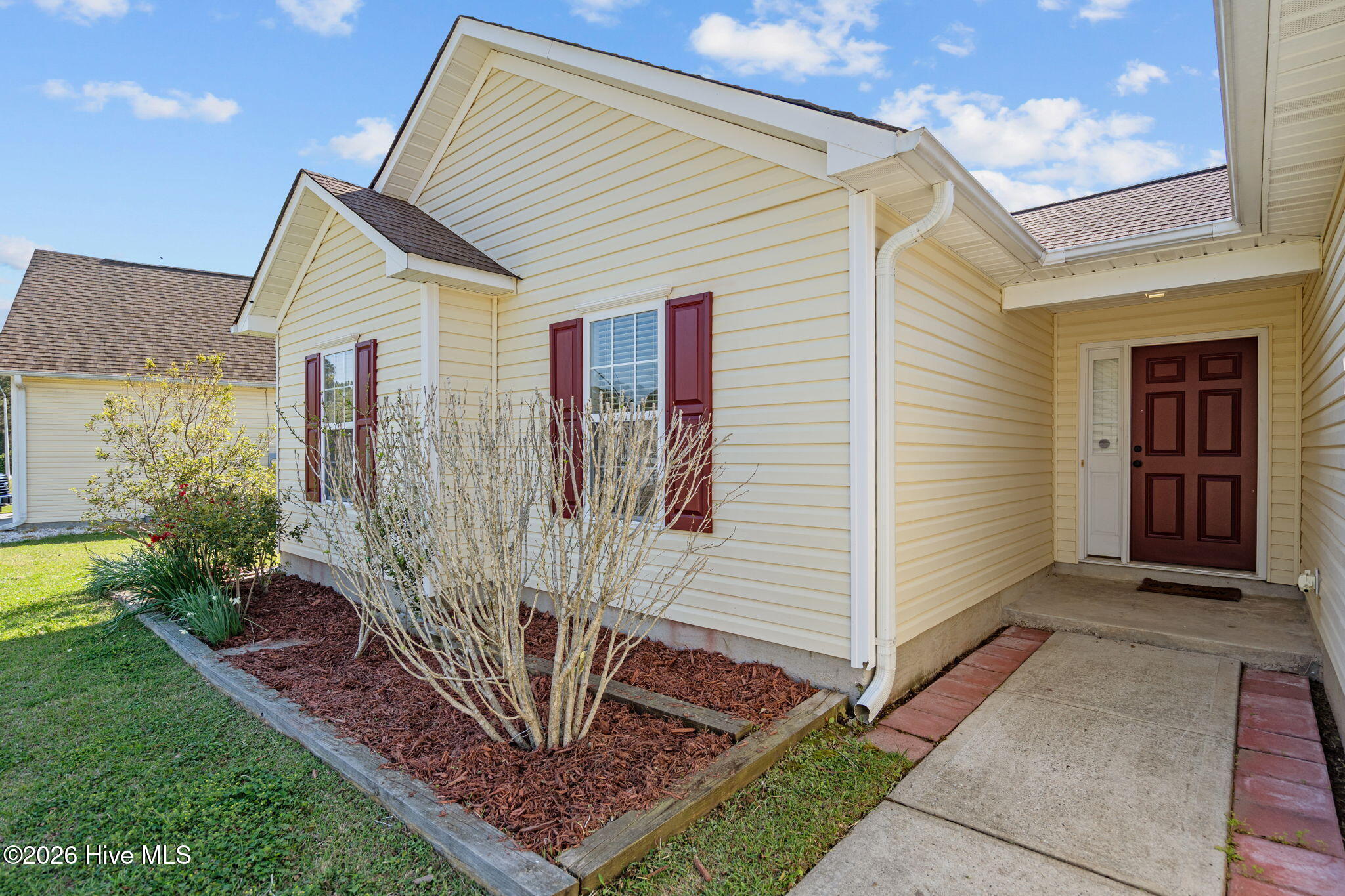 100563369 | Photo 21