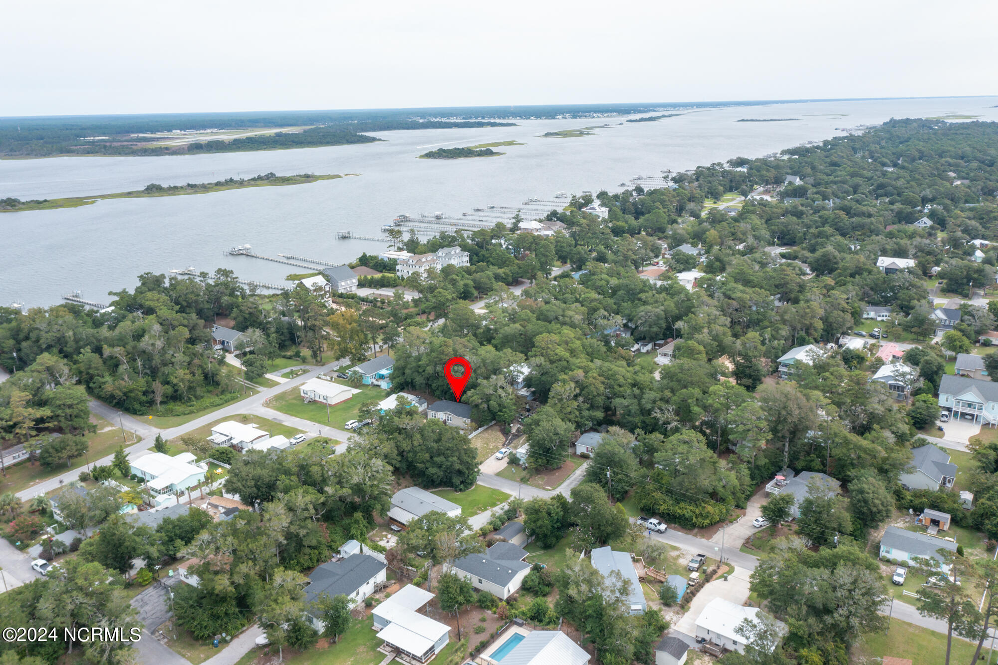 100570435 | Photo 21