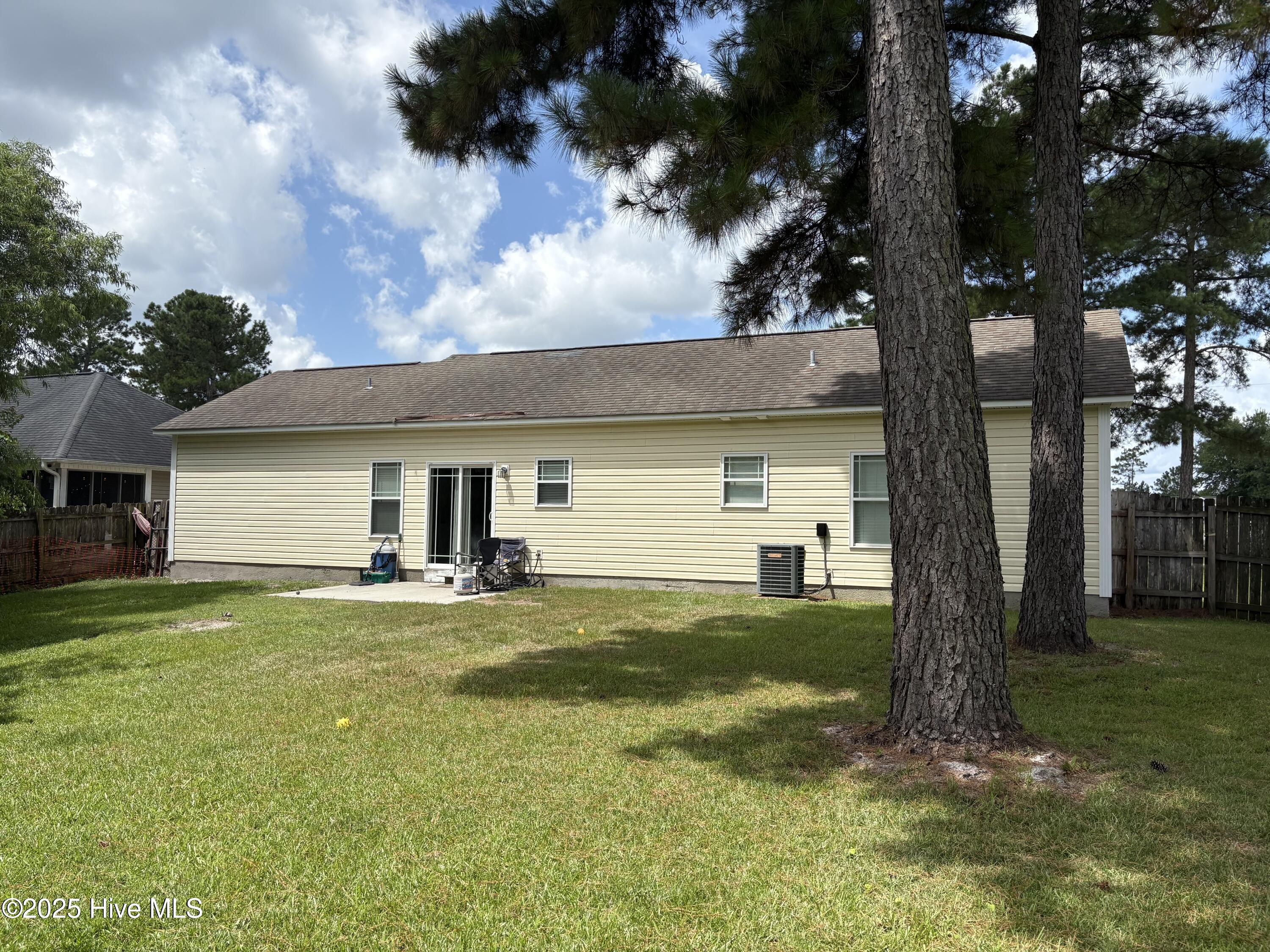 117 Boysenberry Fields Road, Maple Hill, NC, 28454