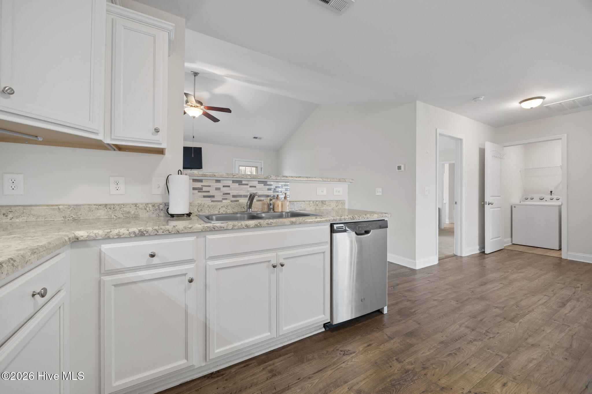 135 Waterford Way,Maysville