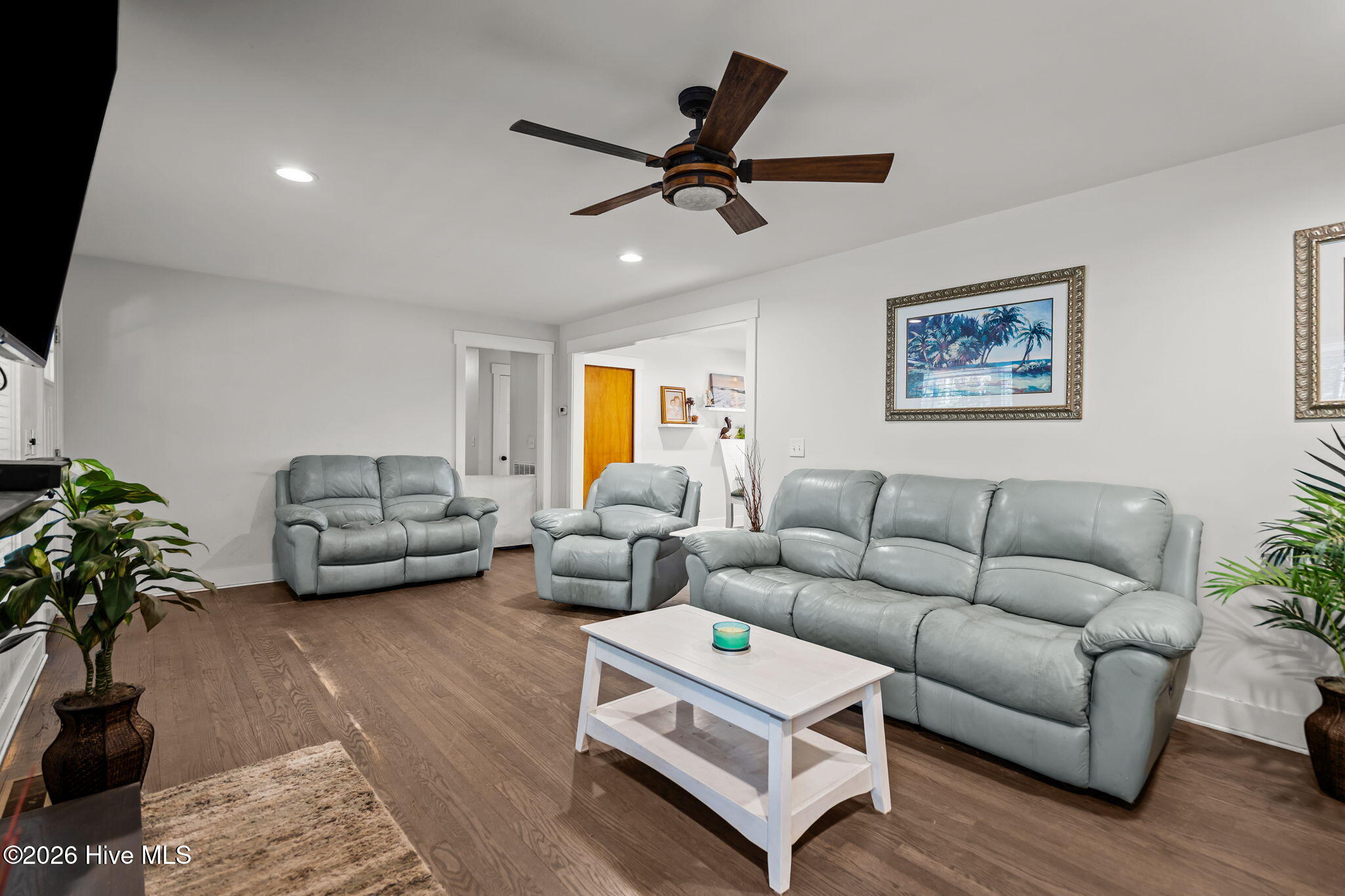 102 Fox Run Drive, Hampstead, NC, 28443