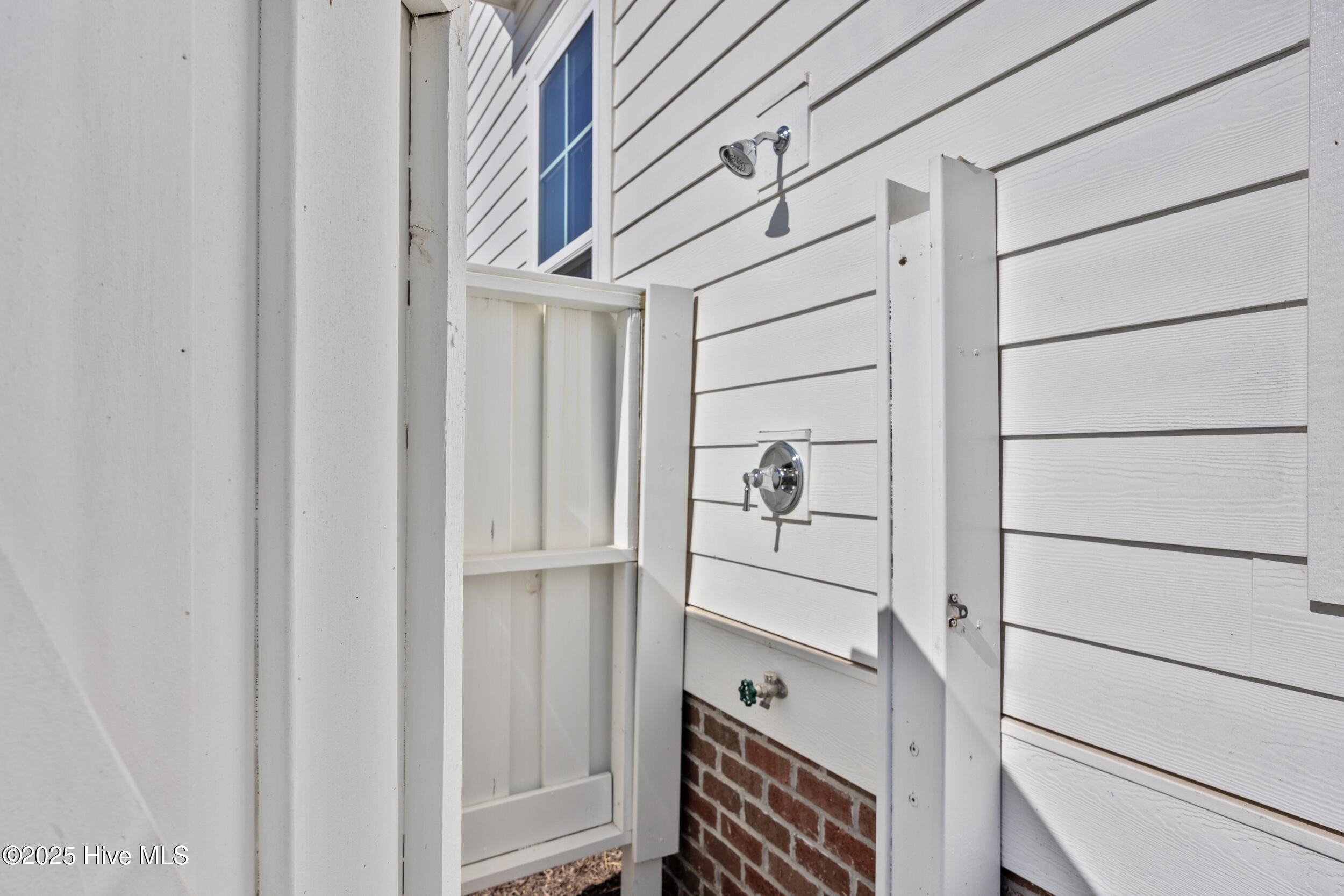 100559314 | Photo 49