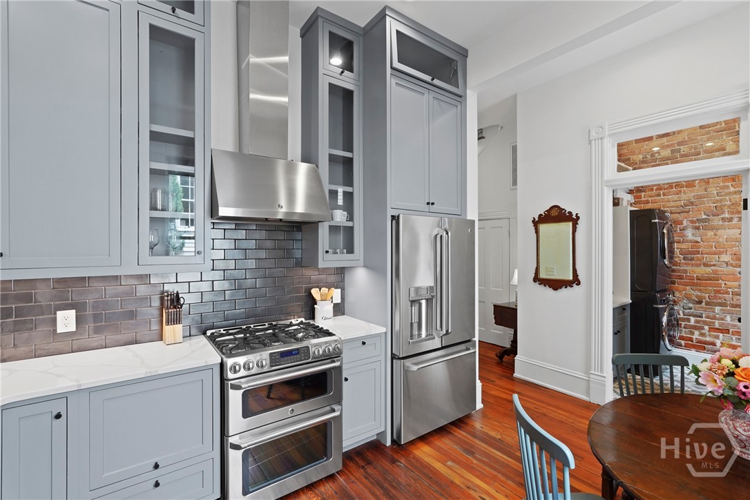 415 Whitaker Street, Savannah, GA, 31401