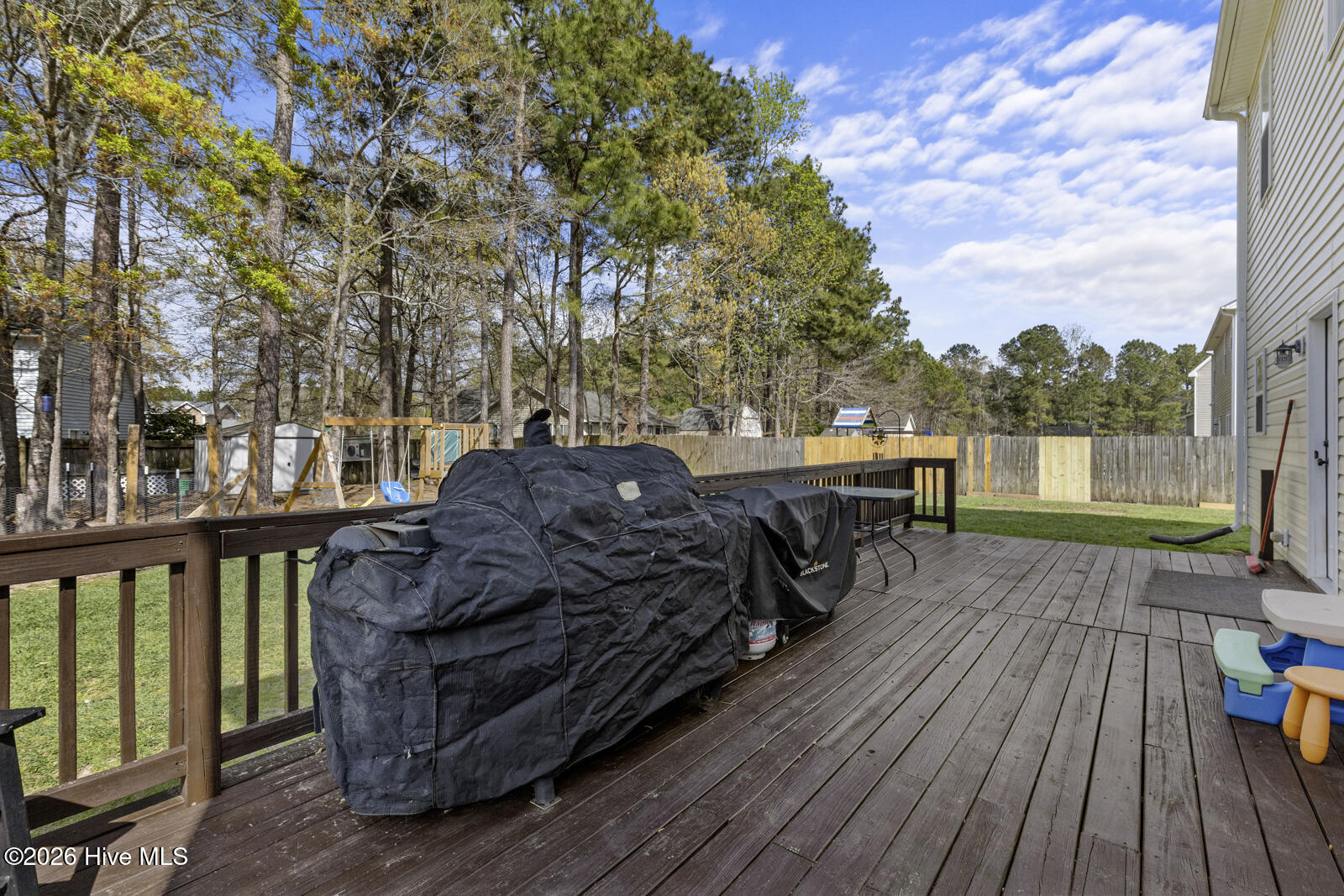 100563152 | Photo 36