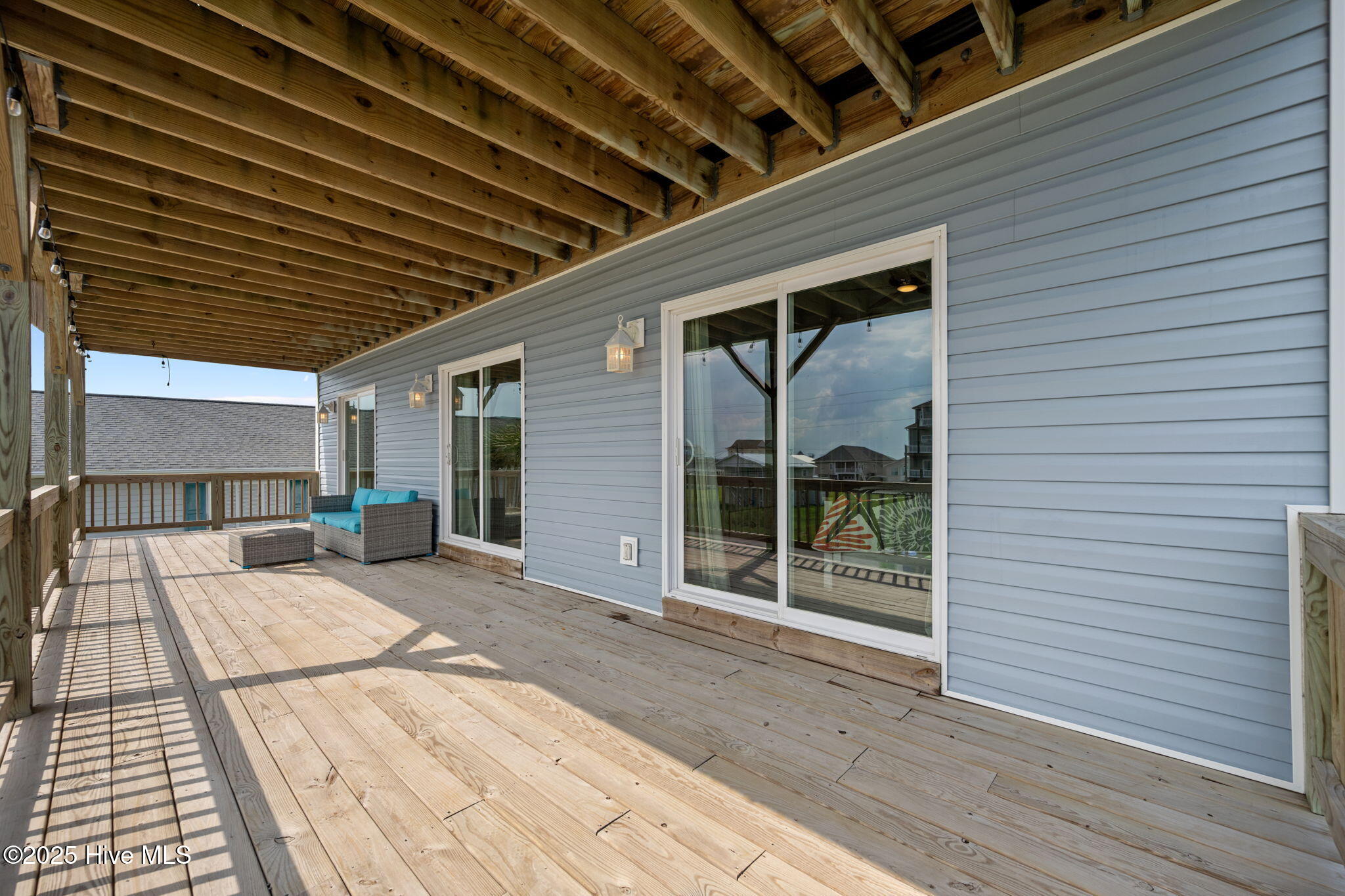 100522252 | Photo 40