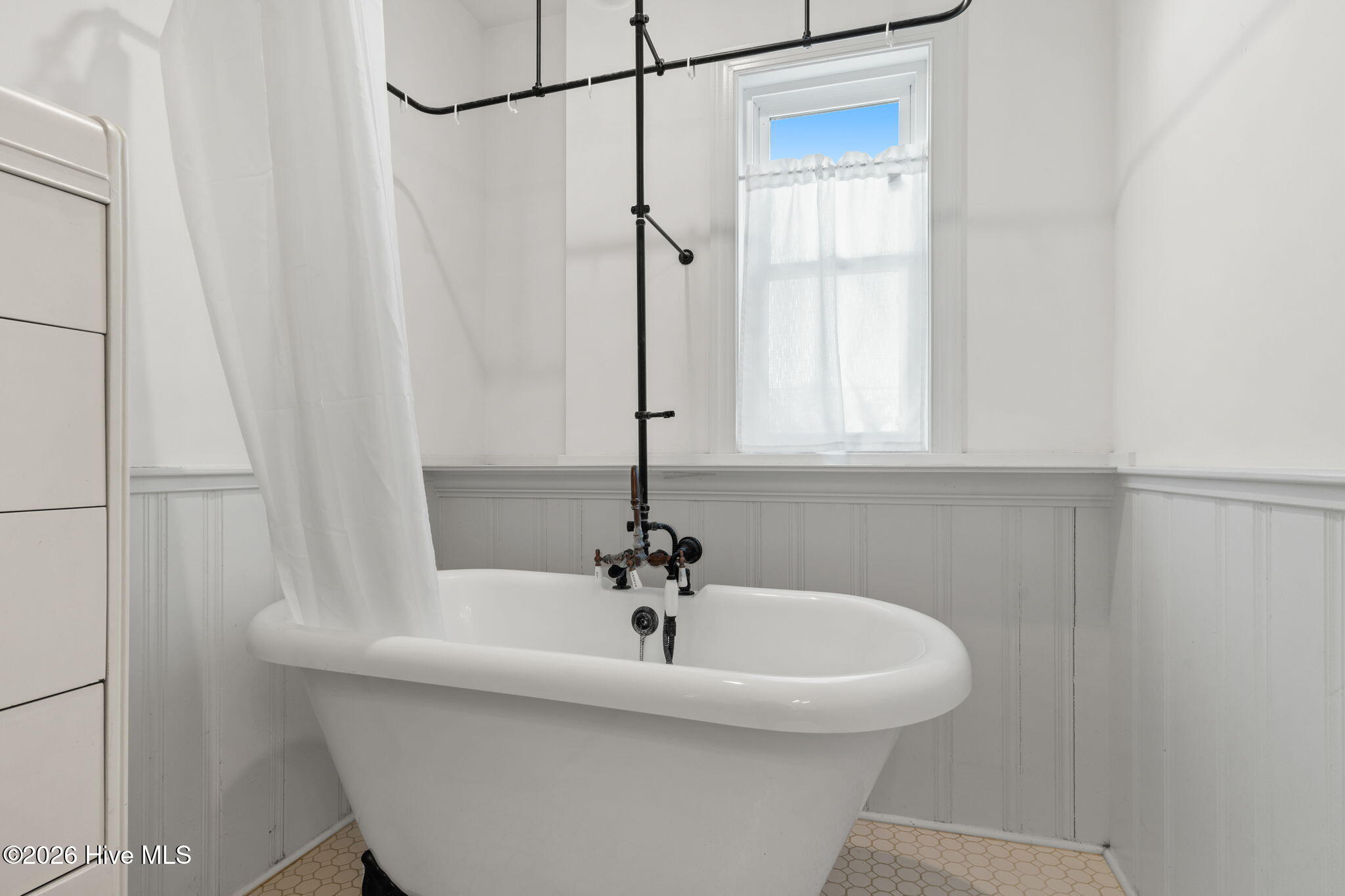 100546382 | Photo 31