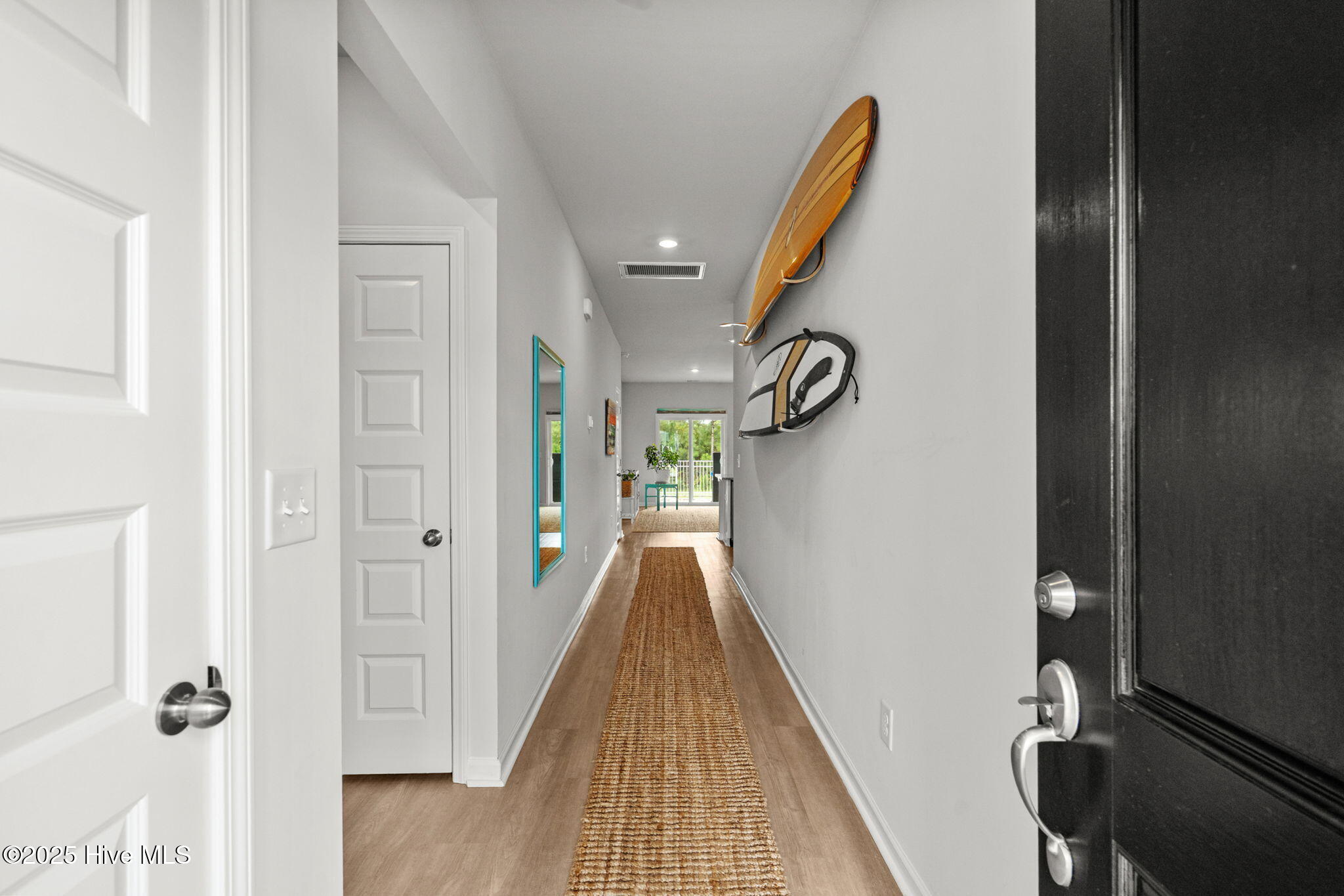 10-web-or-mls-967 Bourne Dr SW 7