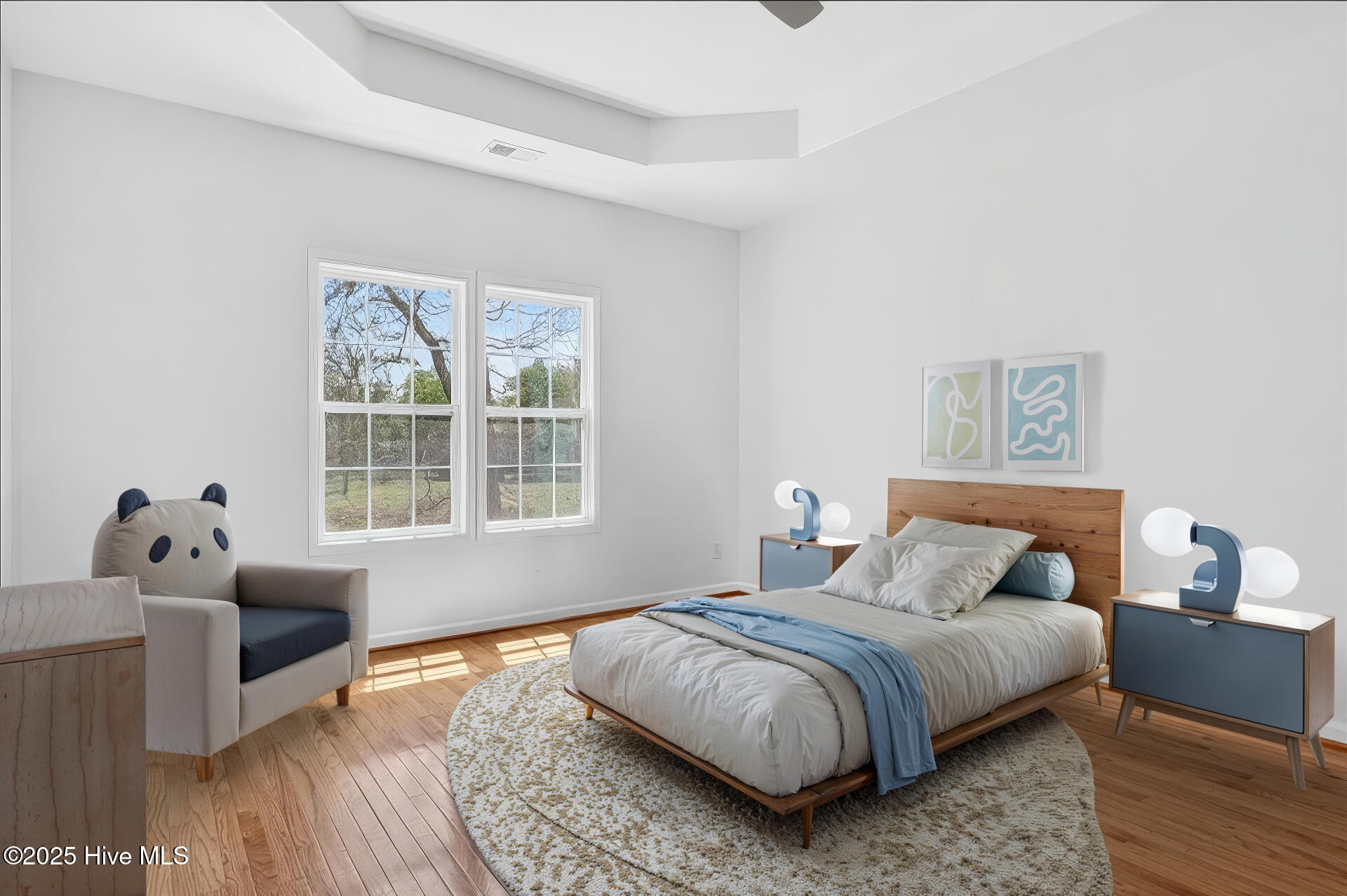 100523832 | Photo 69