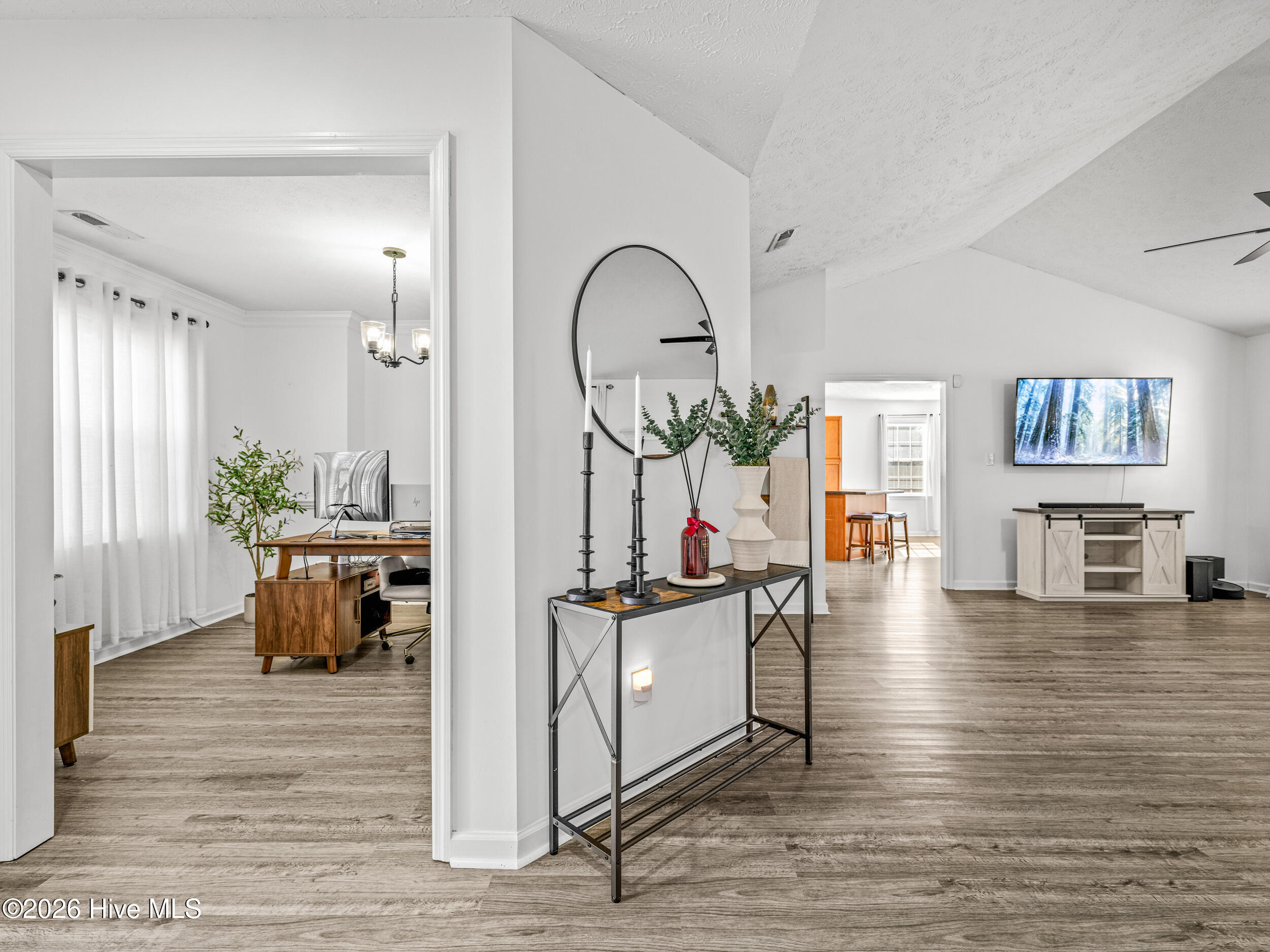 100554161 | Photo 10