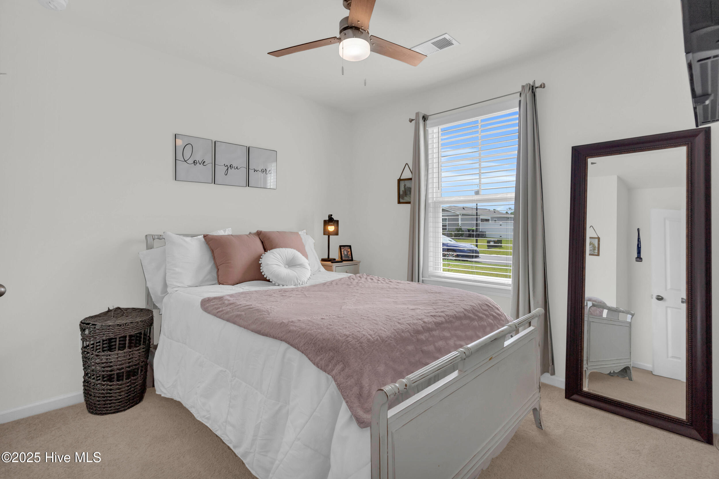 100525764 | Photo 19