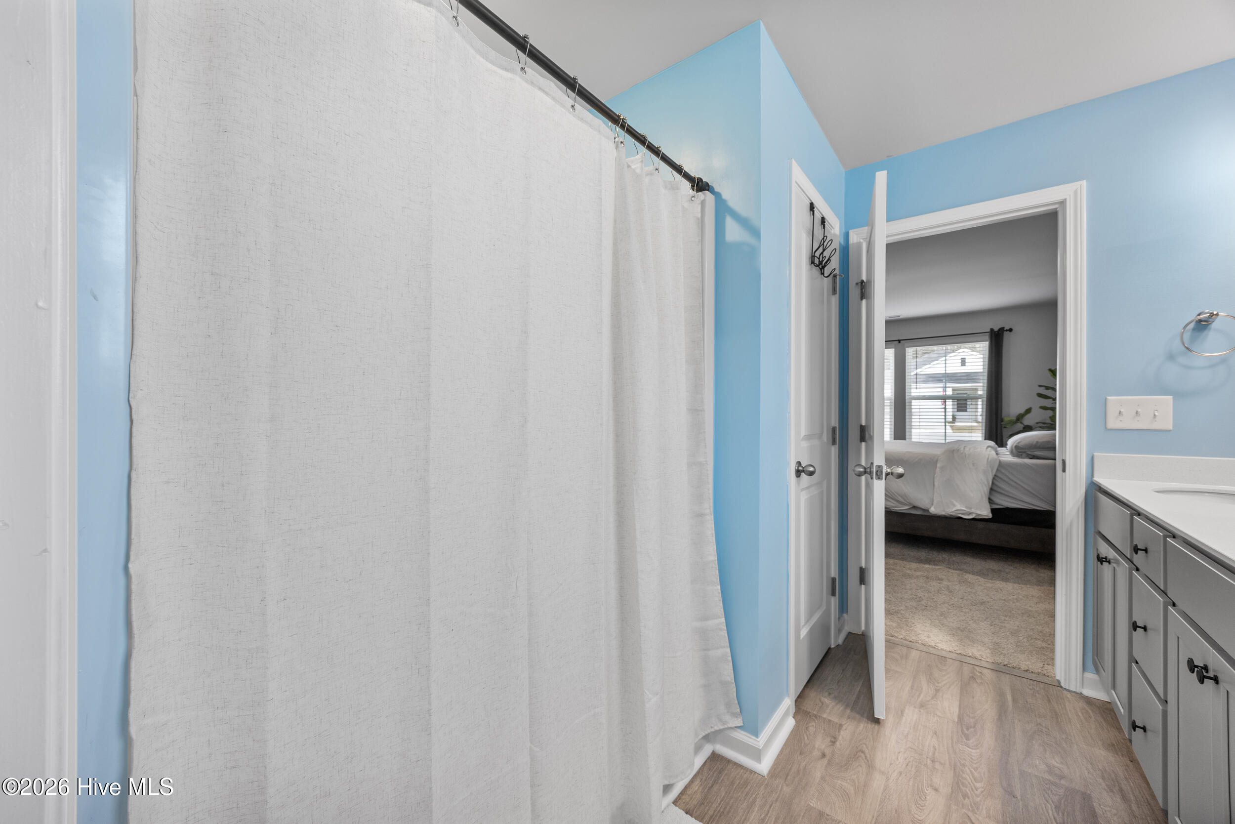 100558614 | Photo 12